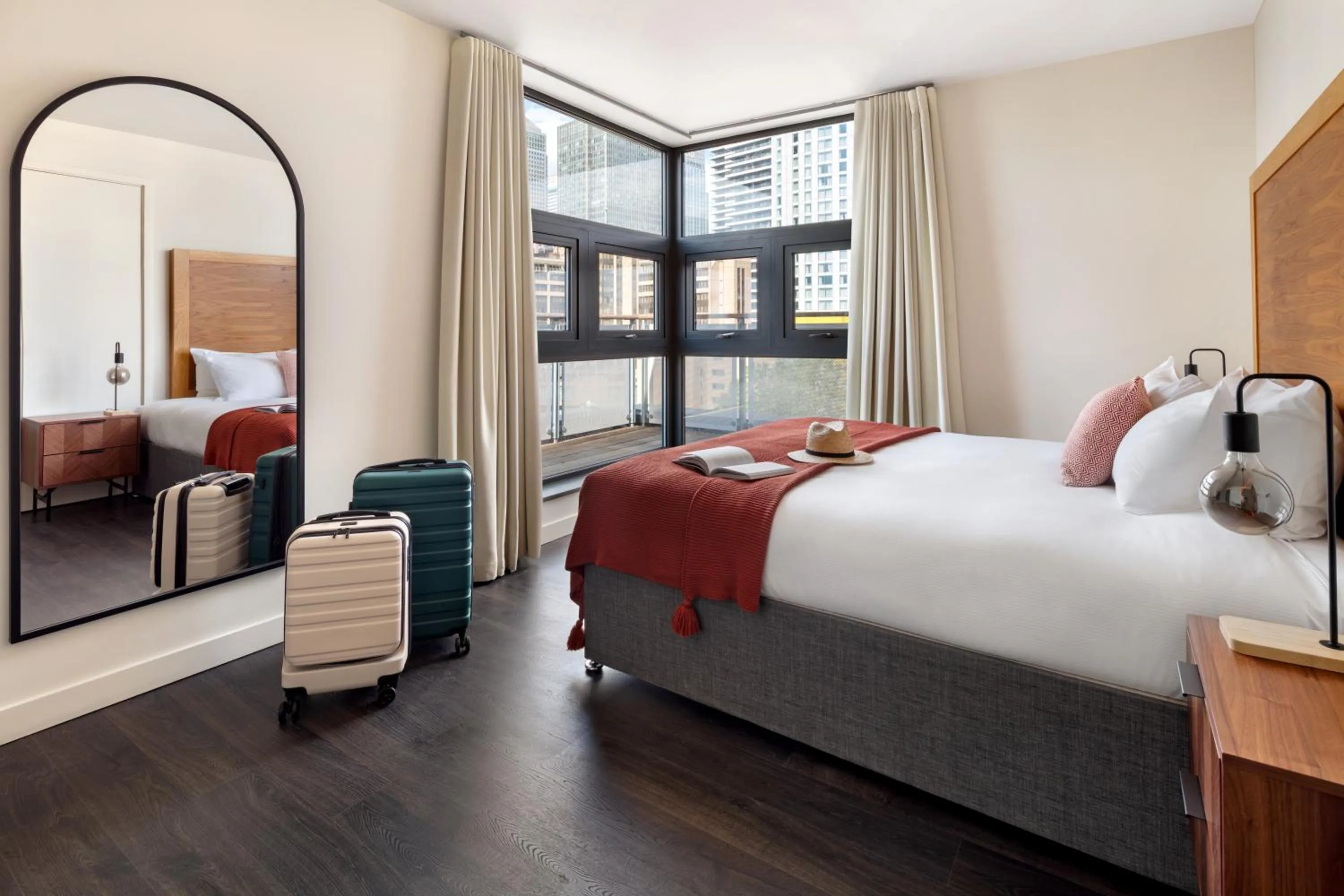 Bedroom, Bed in Marlin Canary Wharf