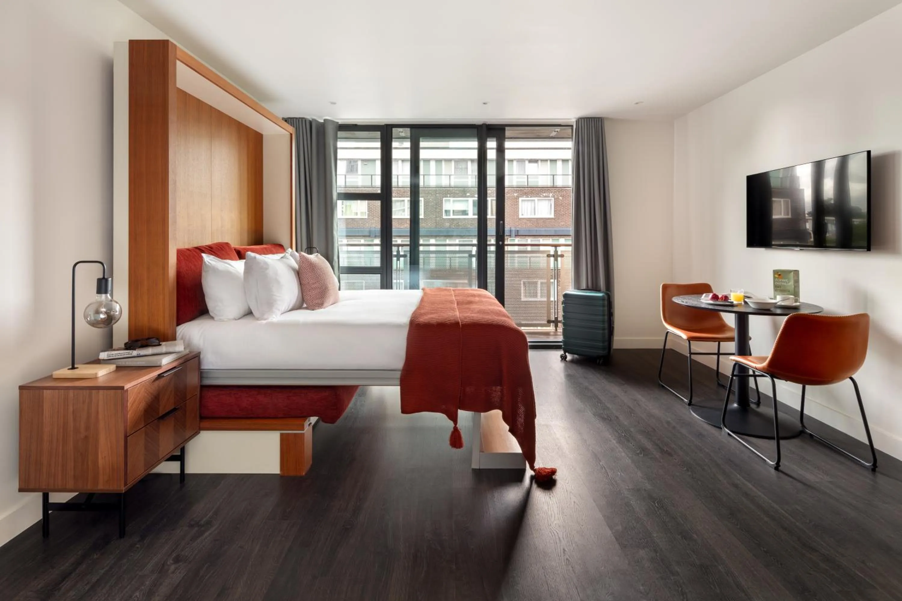 Bed in Marlin Canary Wharf