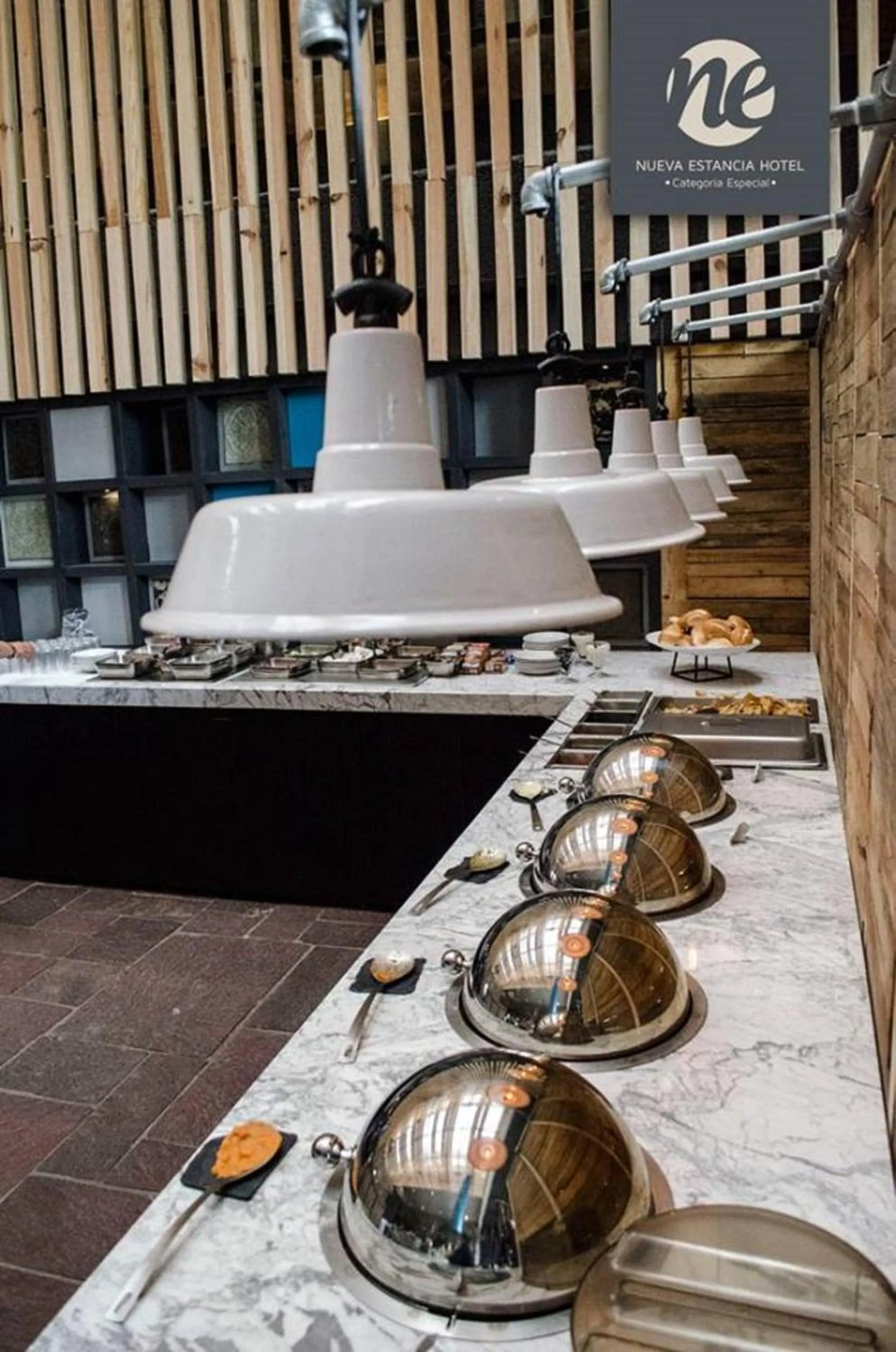 Restaurant/places to eat in NEhotel Nueva Estancia