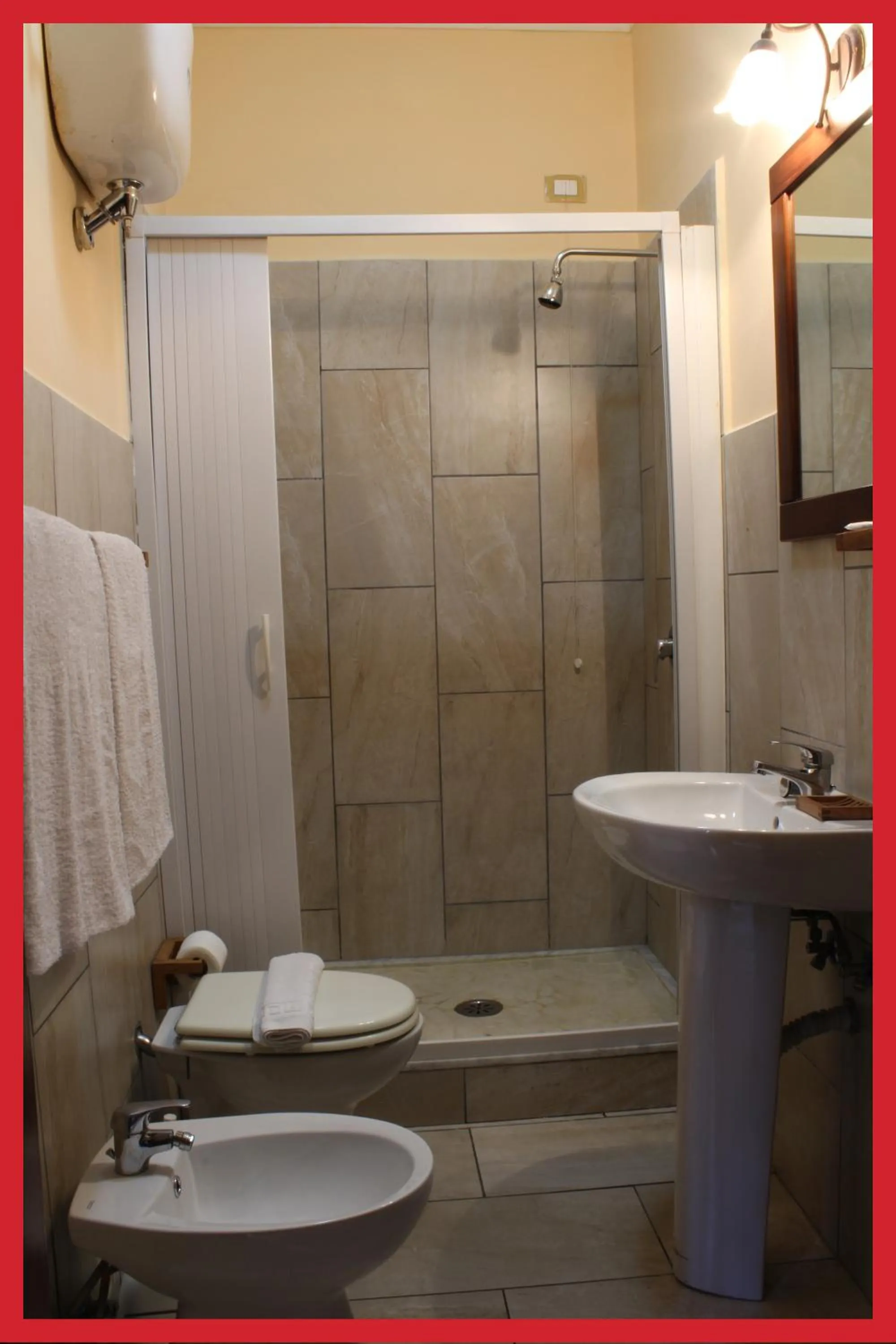 Bathroom in B&B La Storia Di Napoli