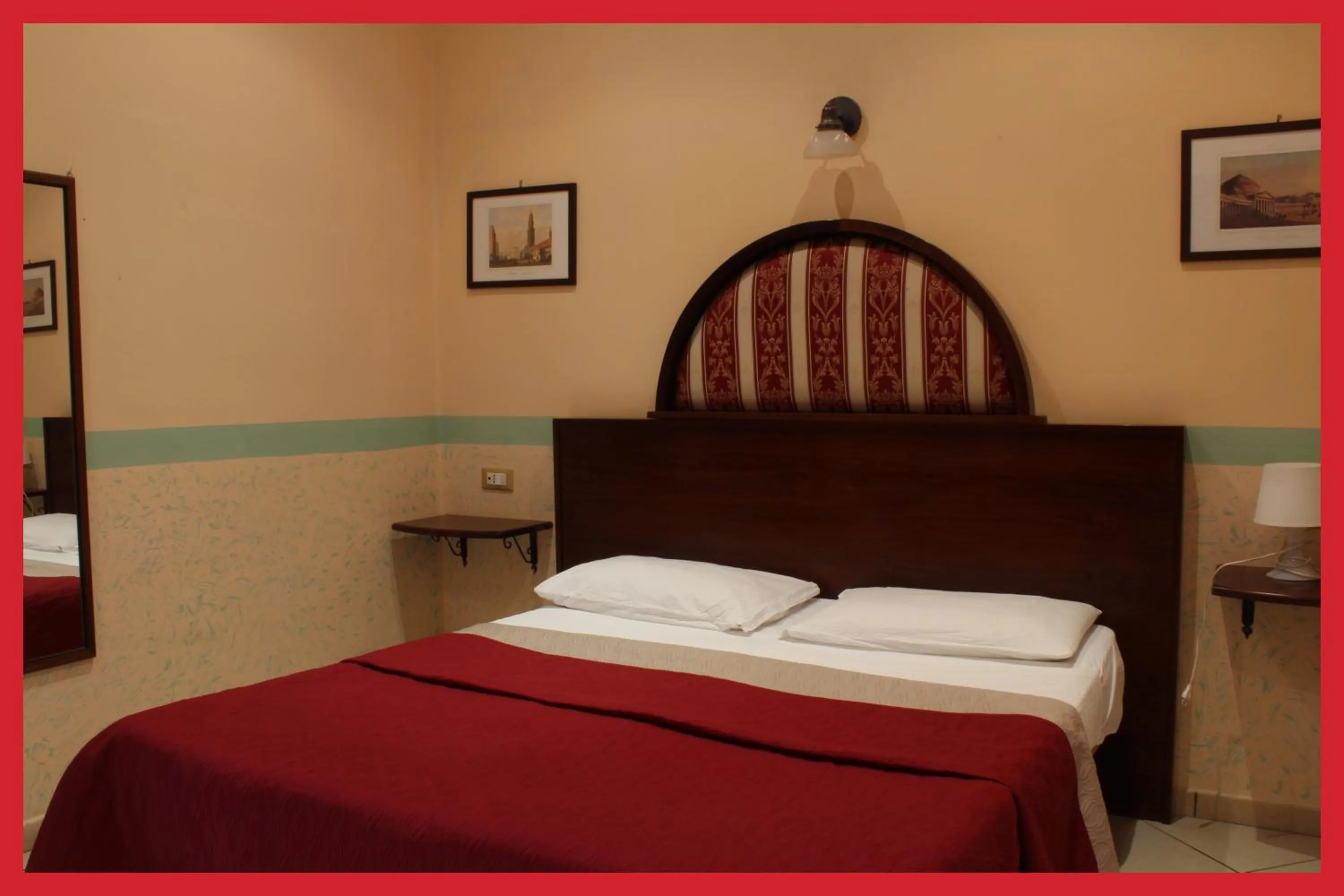 Bed in B&B La Storia Di Napoli