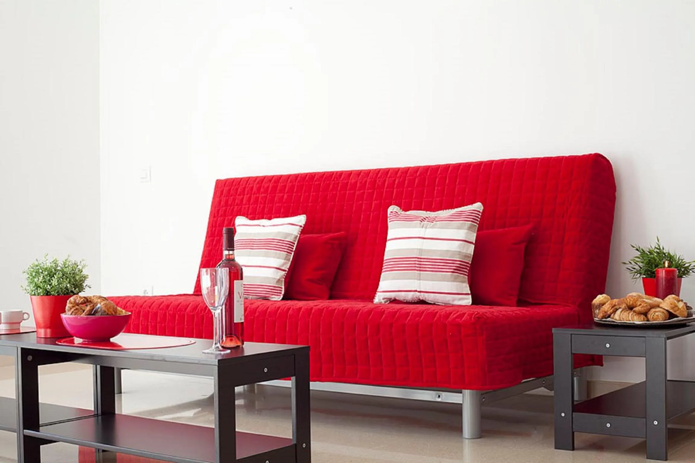 Living room in Charmsuites Nou Rambla