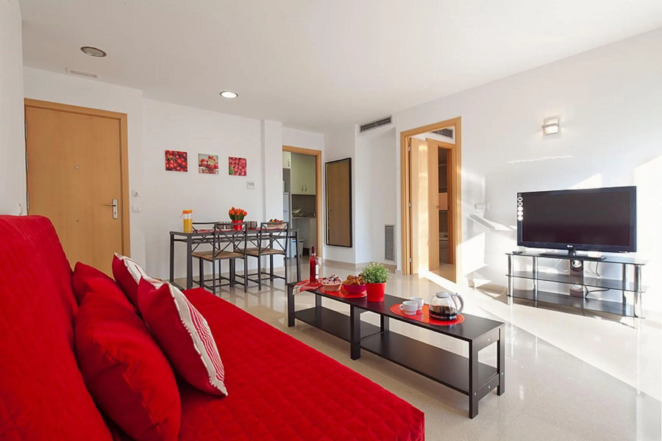 Living room in Charmsuites Nou Rambla