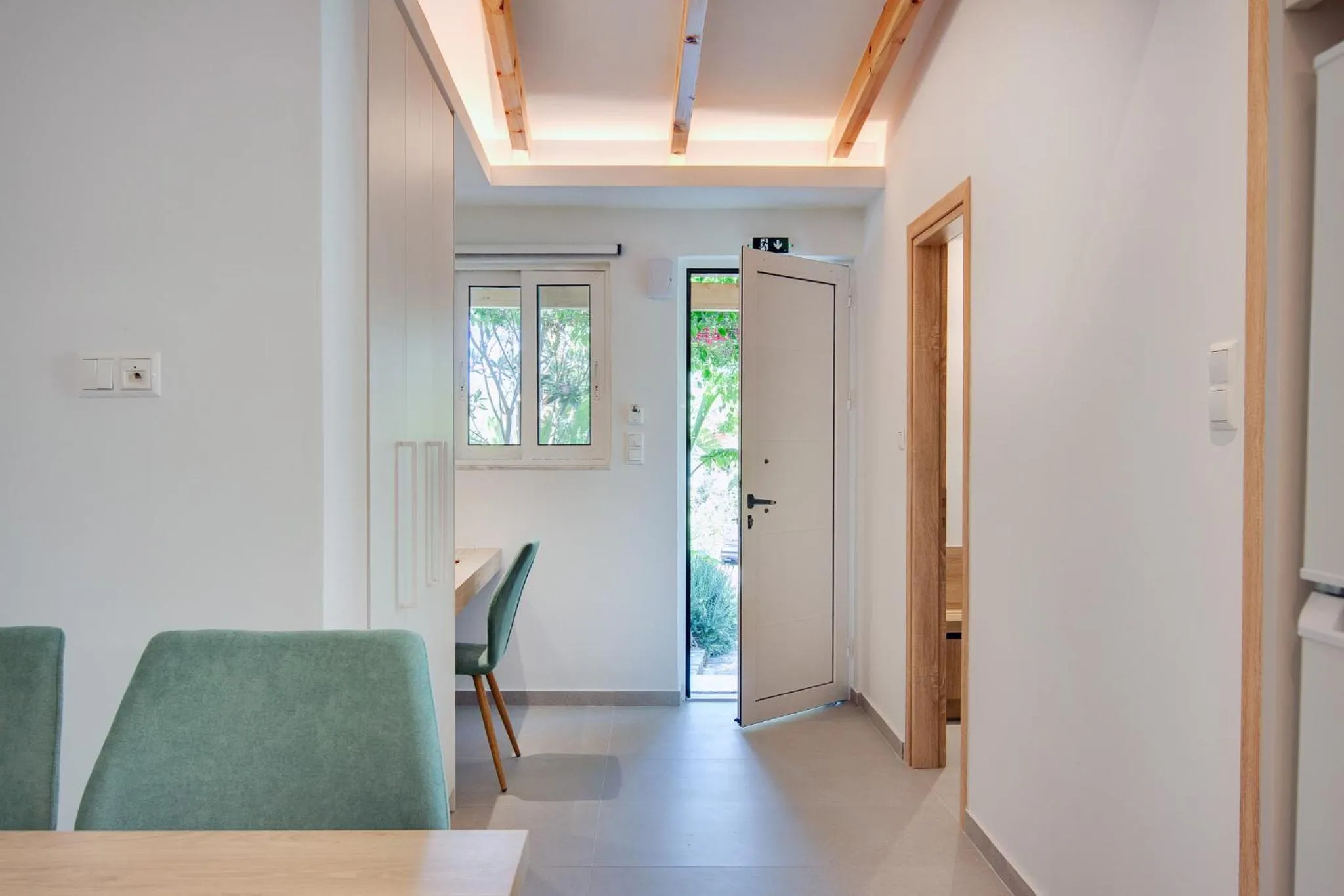 Peroulia Beach Houses