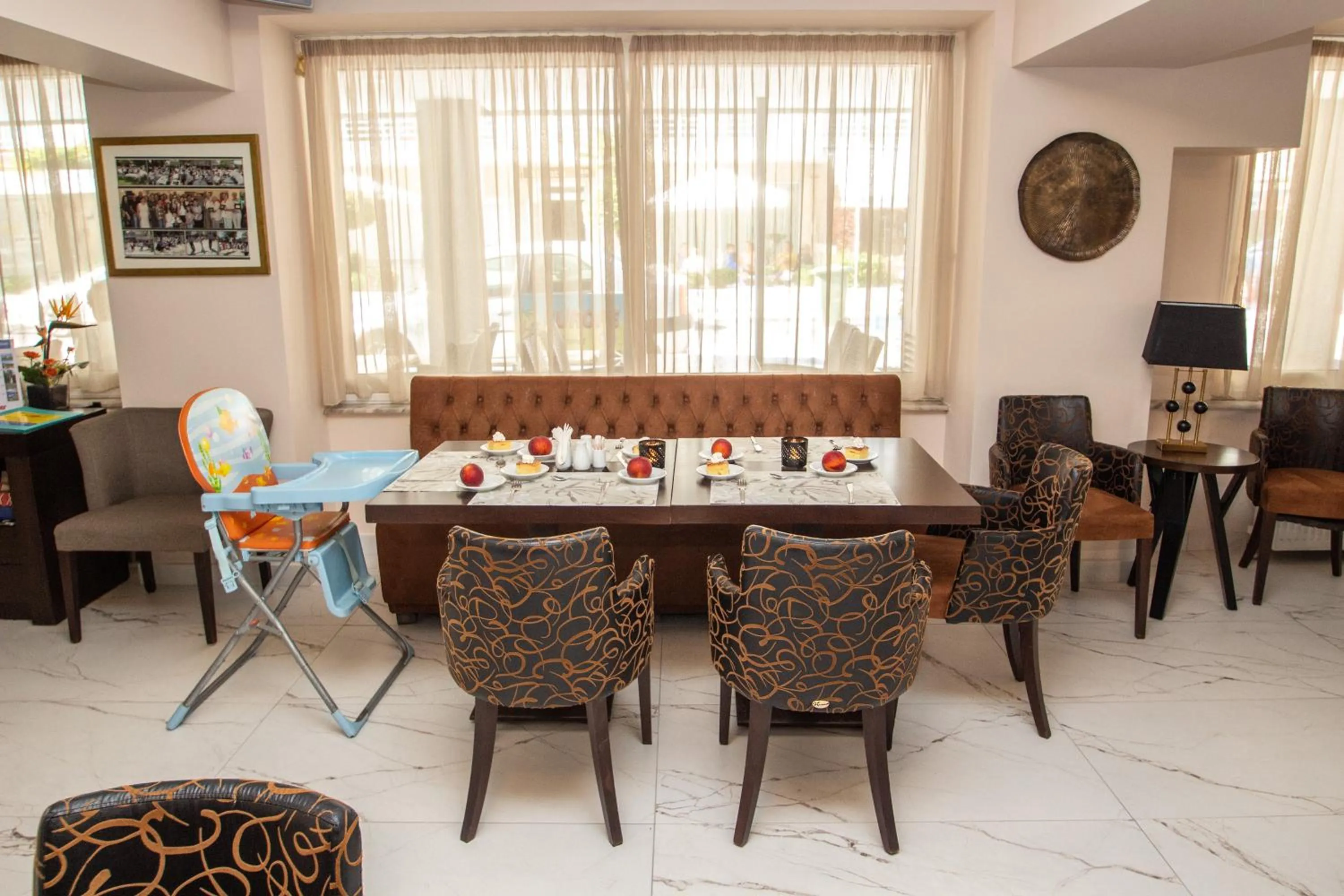 Seating area in Hotel Europe