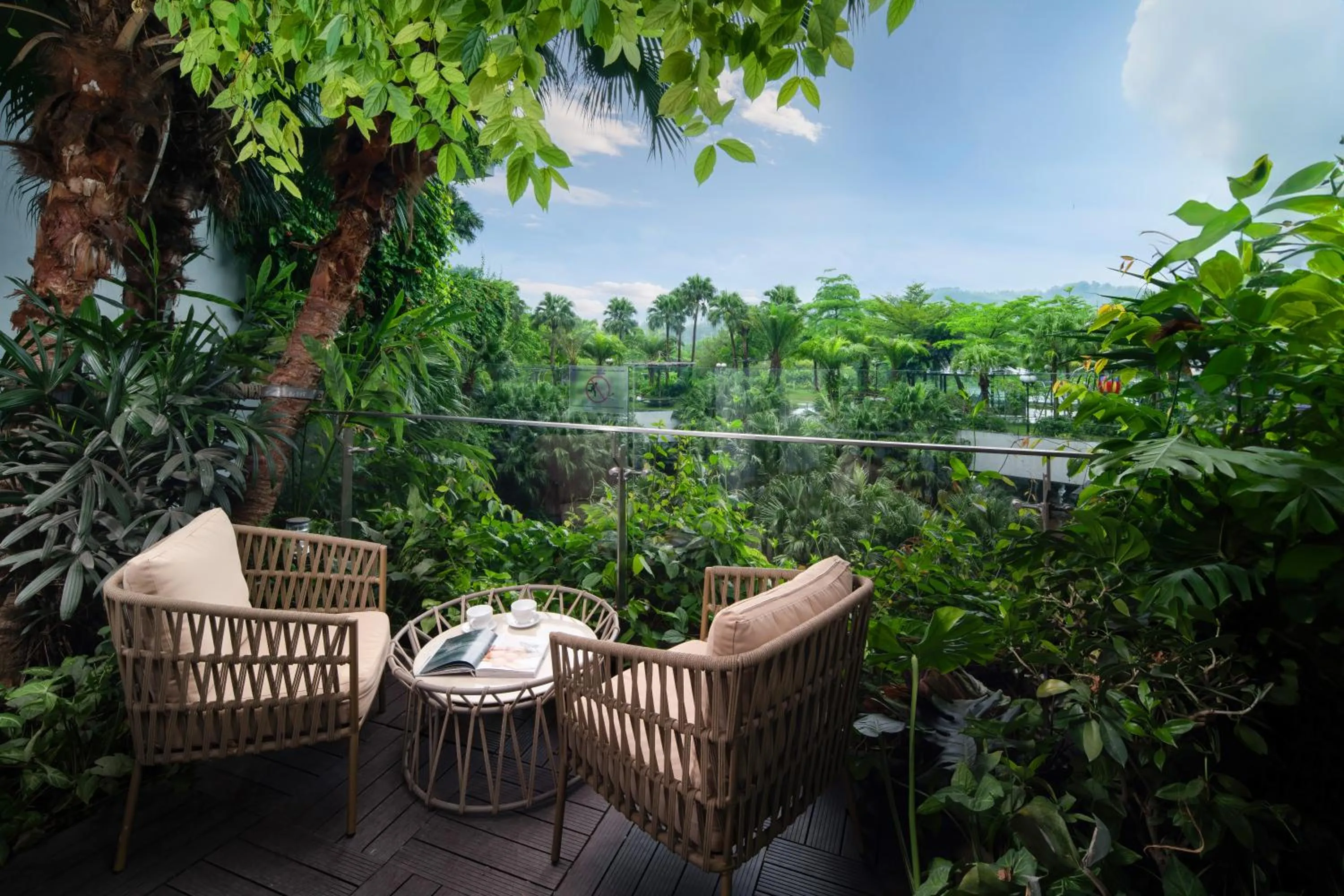 Seating area in Flamingo Resort Dai Lai