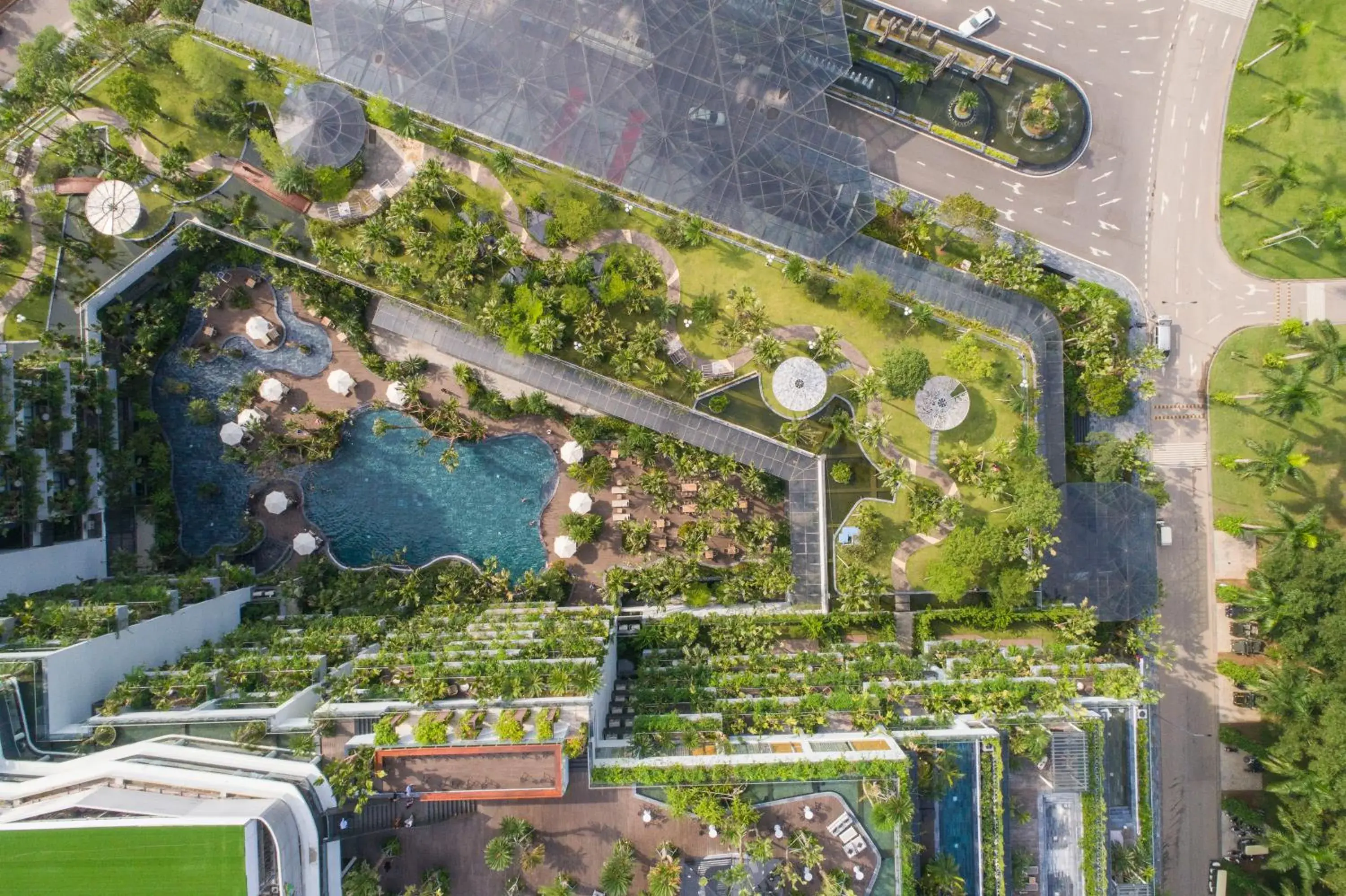 Swimming pool in Flamingo Resort Dai Lai Swimming pool in Flamingo Resort Dai Lai