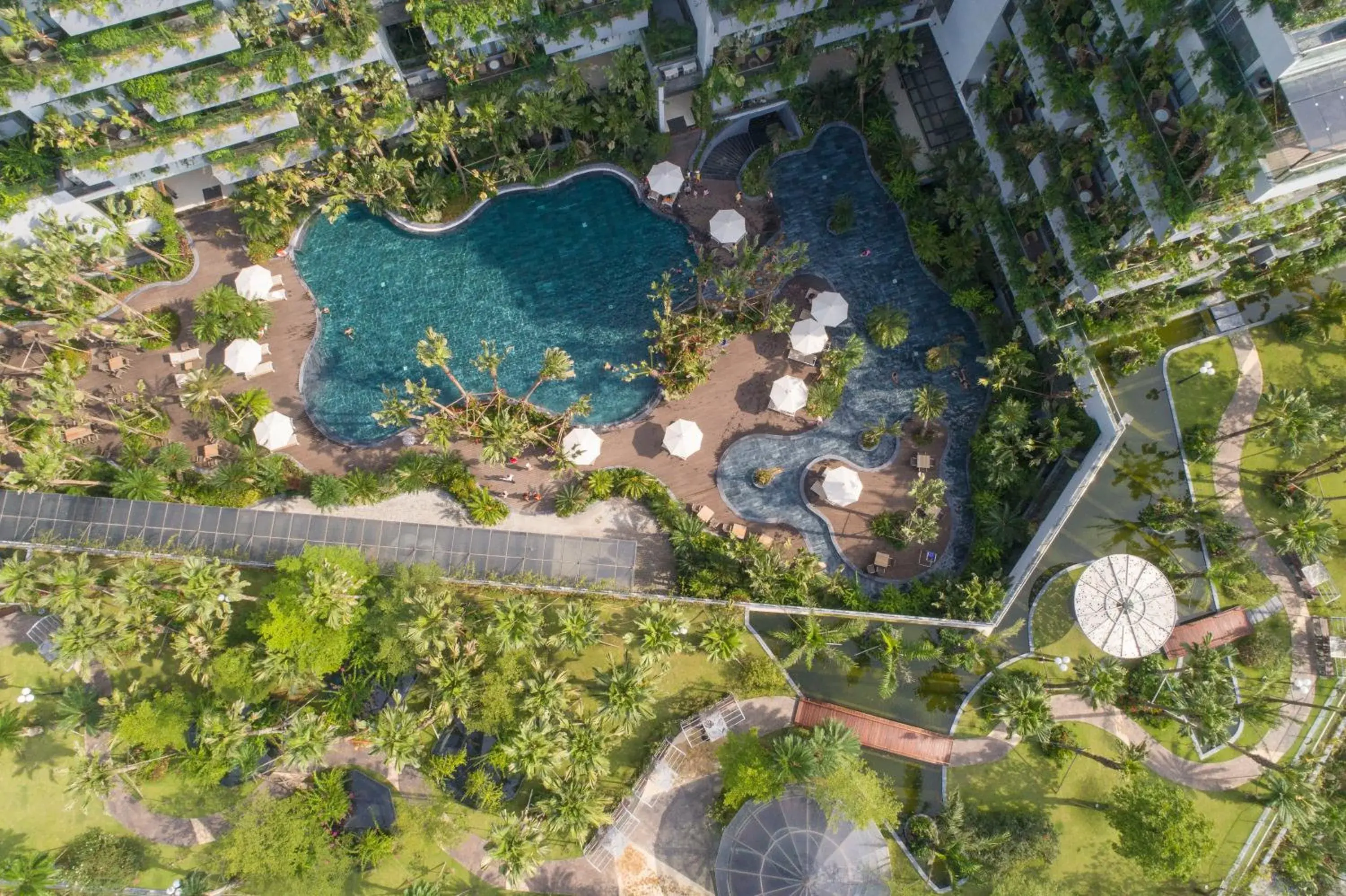 Swimming pool in Flamingo Resort Dai Lai Swimming pool in Flamingo Resort Dai Lai