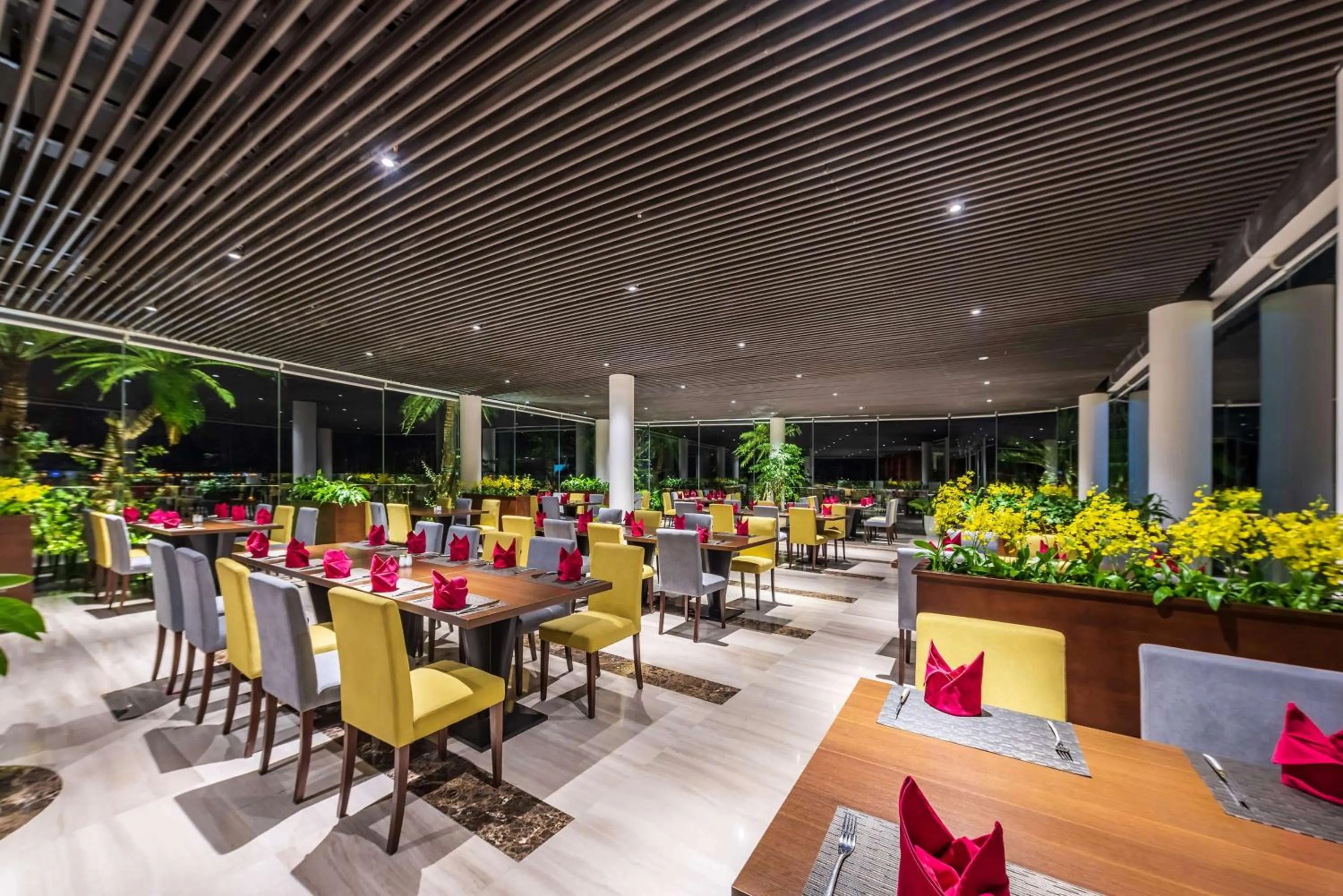 Restaurant/places to eat in Flamingo Resort Dai Lai