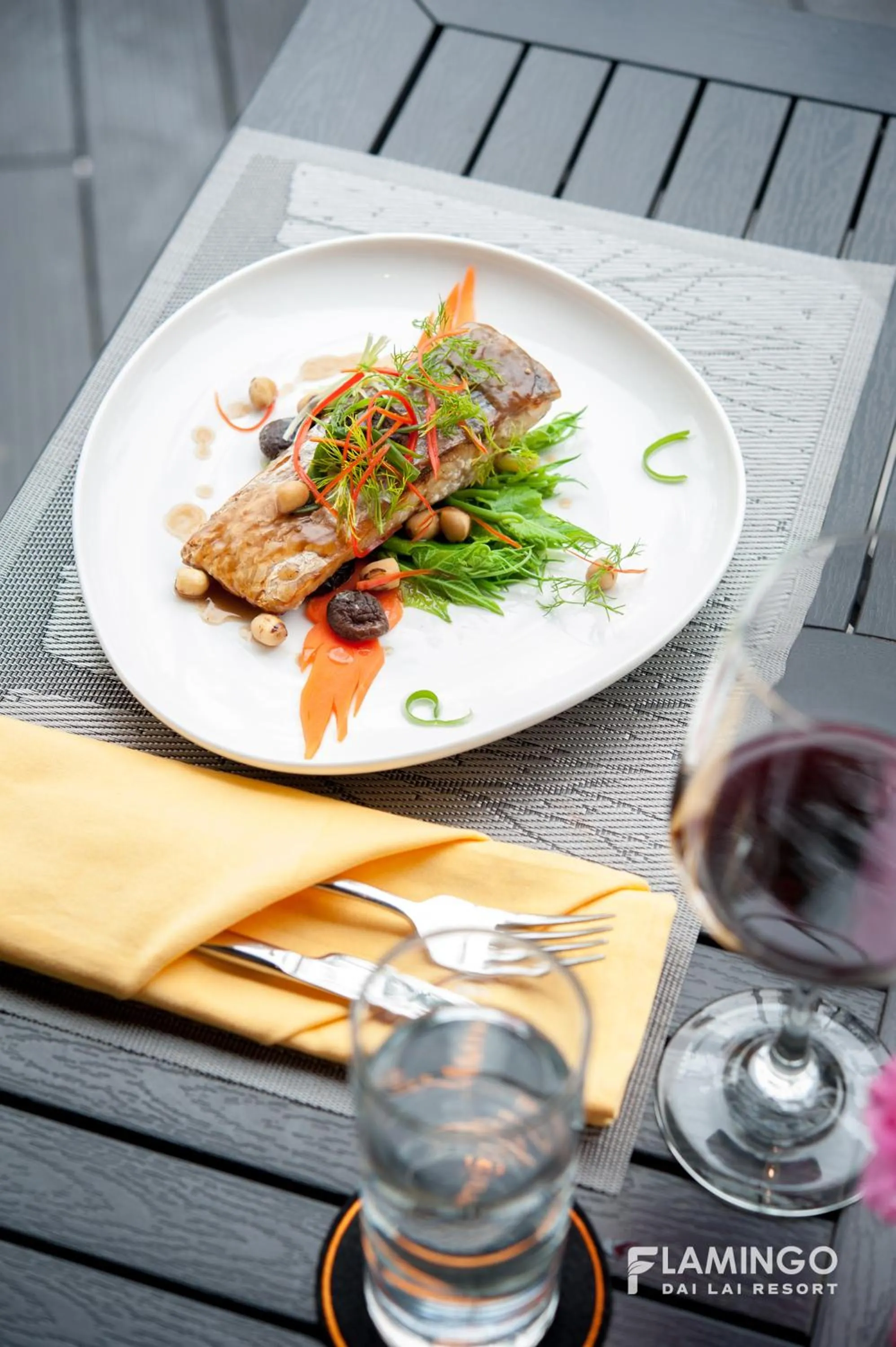 Food in Flamingo Resort Dai Lai