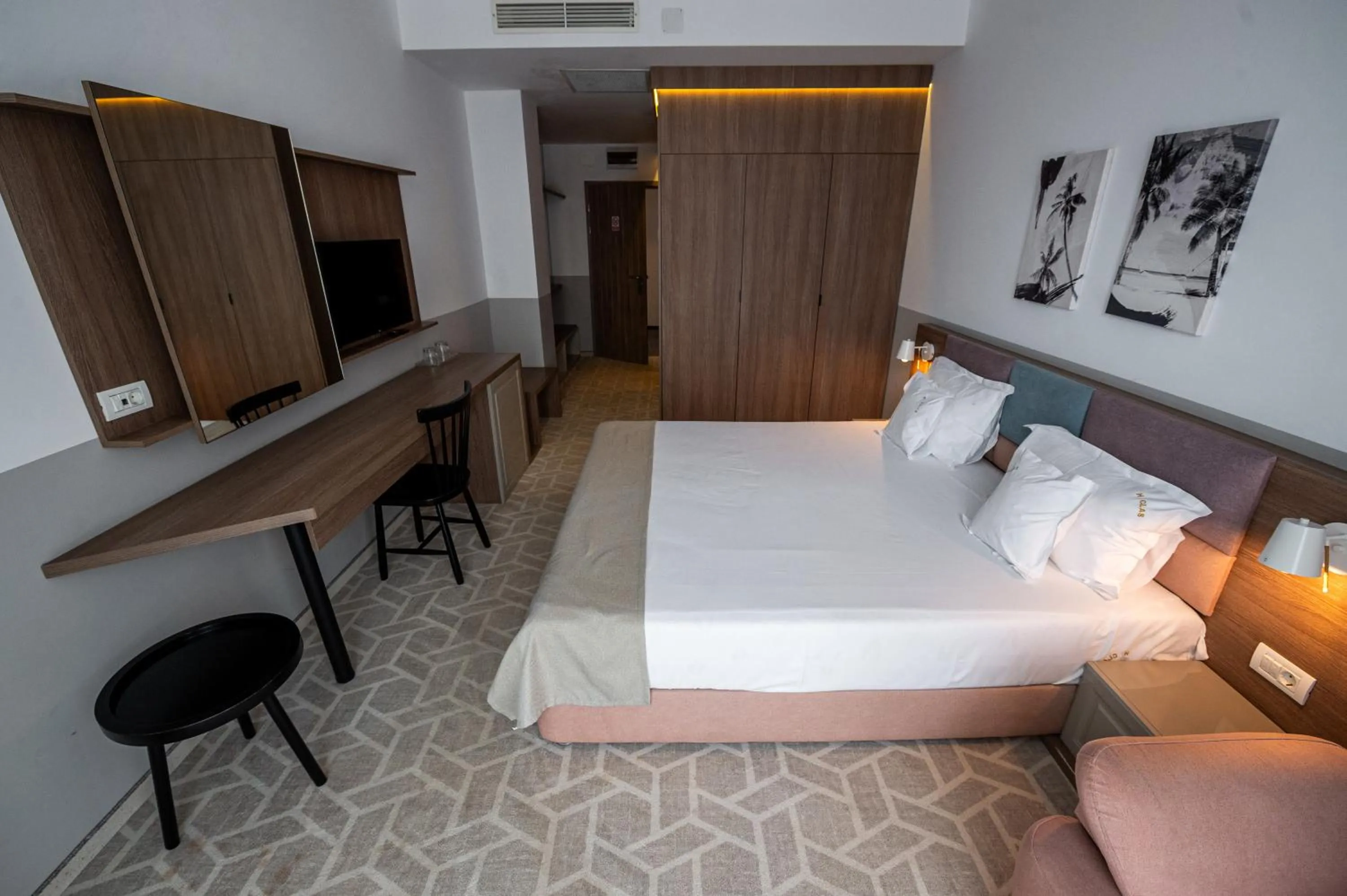 Bed in Hotel Clas Mamaia Nord