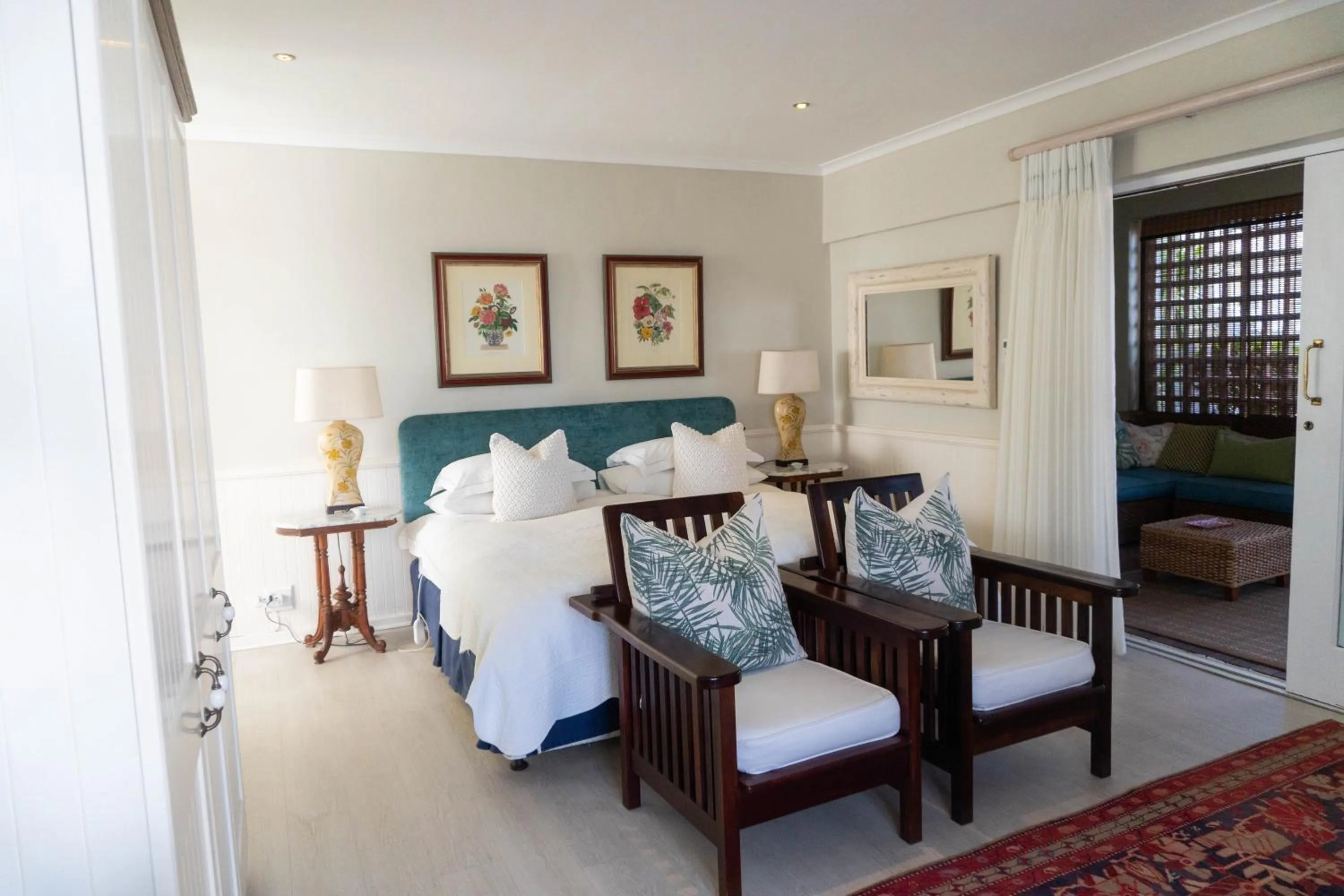 Photo of the whole room, Bed in Admiralty Beach House