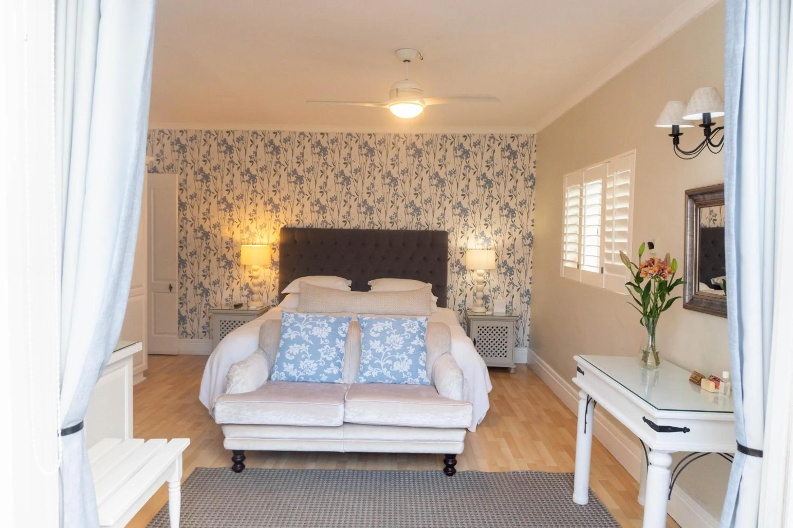 Bed in Admiralty Beach House