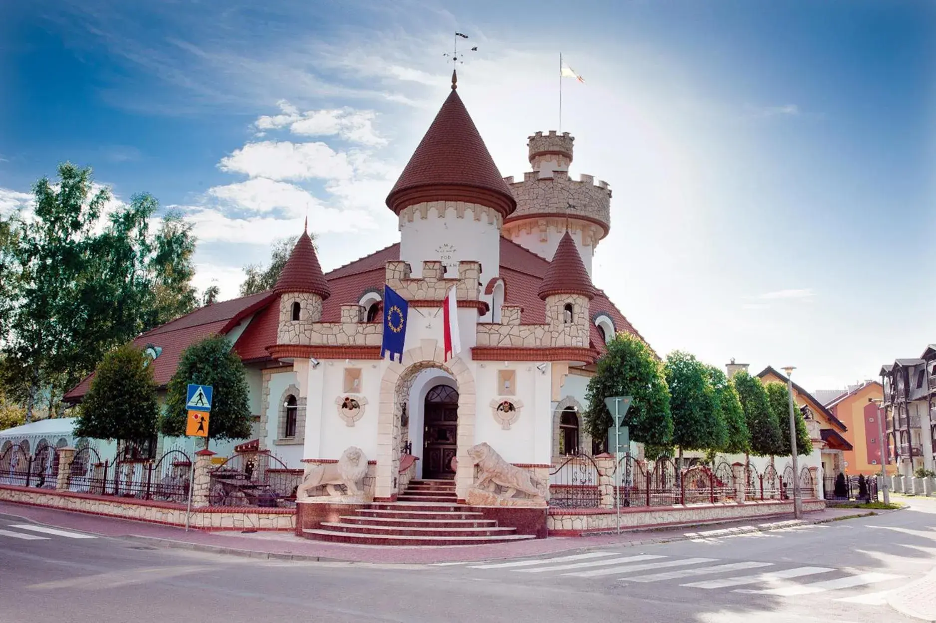 Zamek Pod Brzozami, Wynajem Pokoi Zamek Pod Brzozami, Wynajem Pokoi
