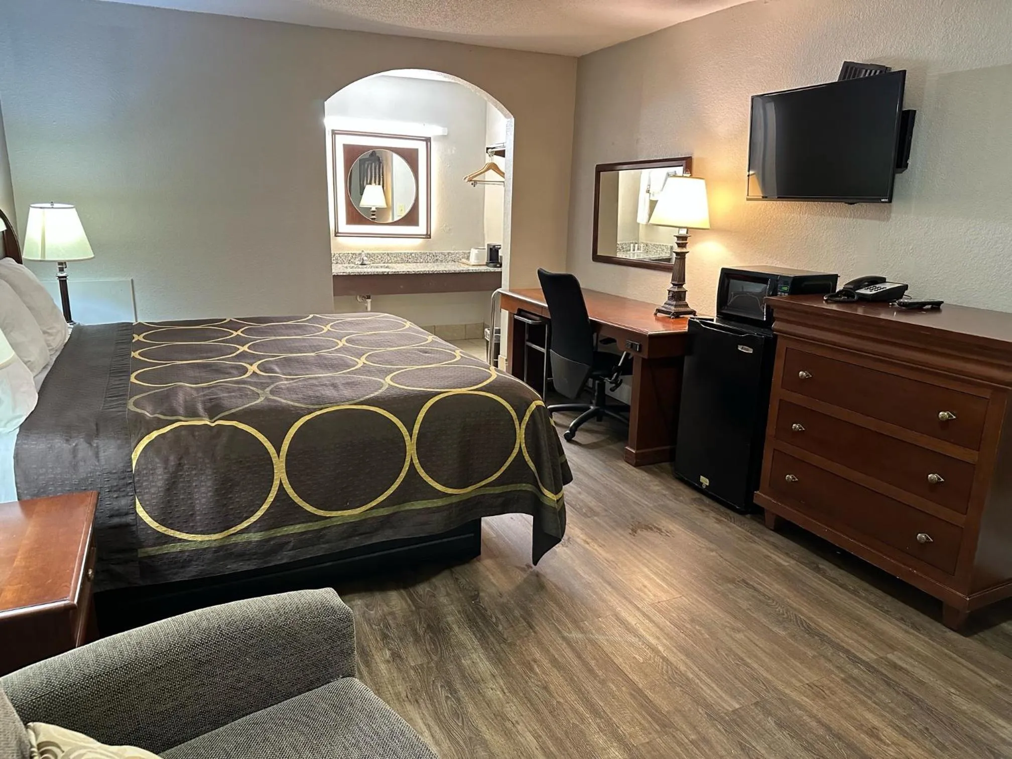 Property building, Bed in NATION'S INN of Wake County - Raleigh Crabtree