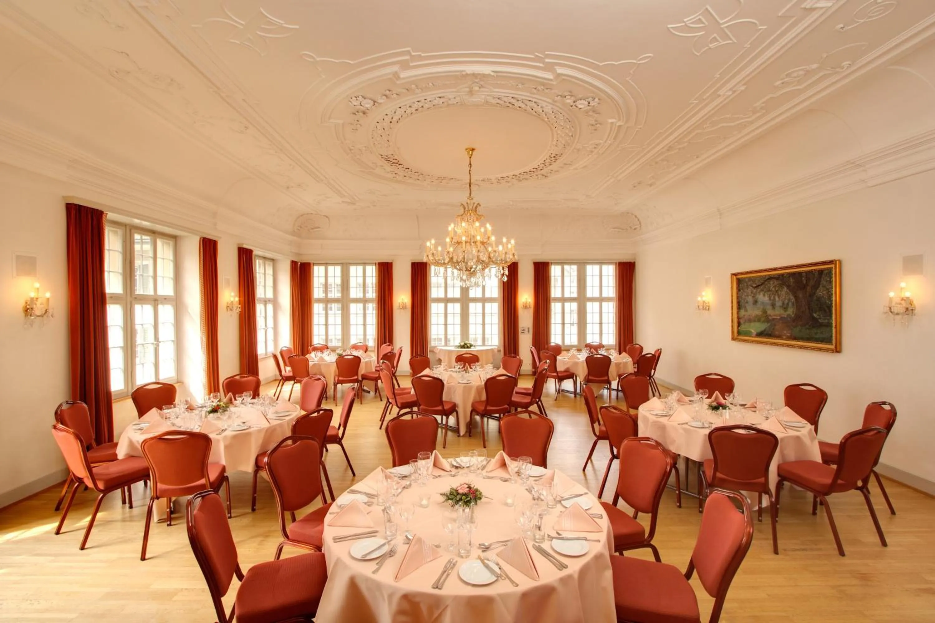 Restaurant/places to eat in Hotel Zofingen