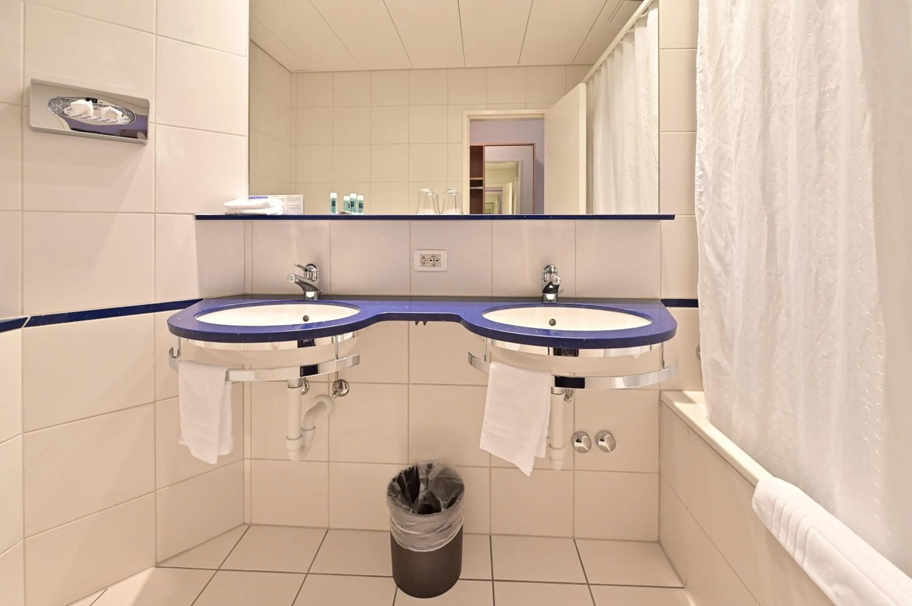 Bathroom in Hotel Zofingen