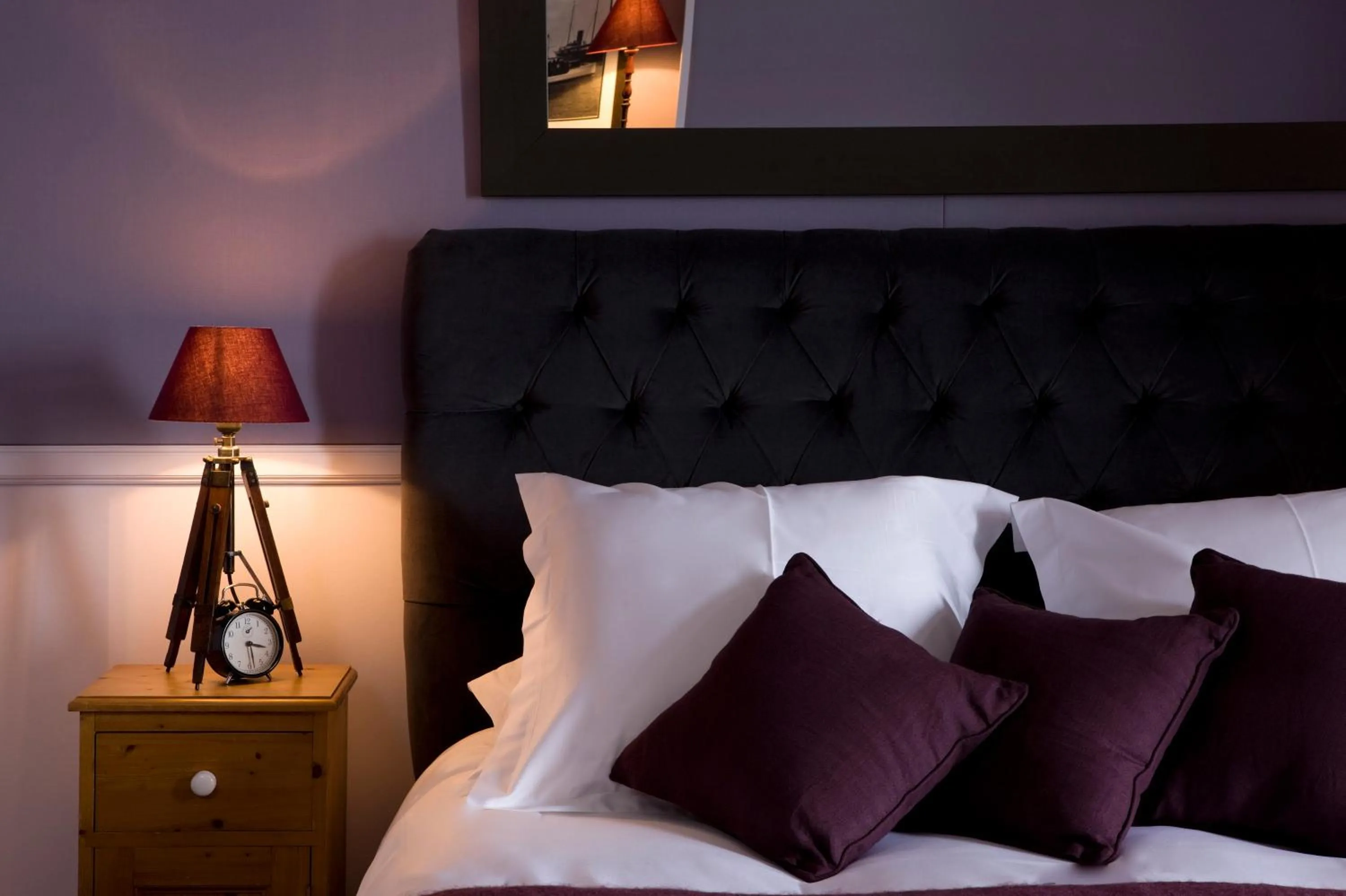 Bed in Le Petit Hôtel des Hortensias