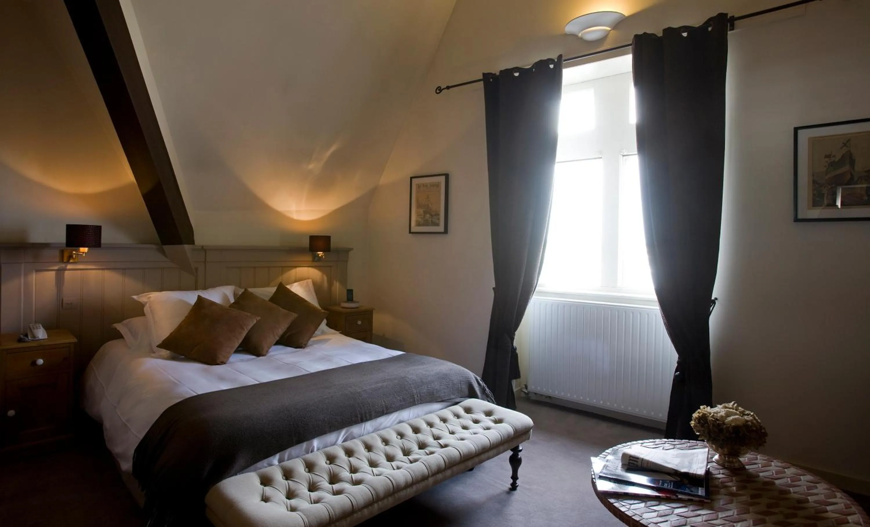Photo of the whole room, Bed in Le Petit Hôtel des Hortensias