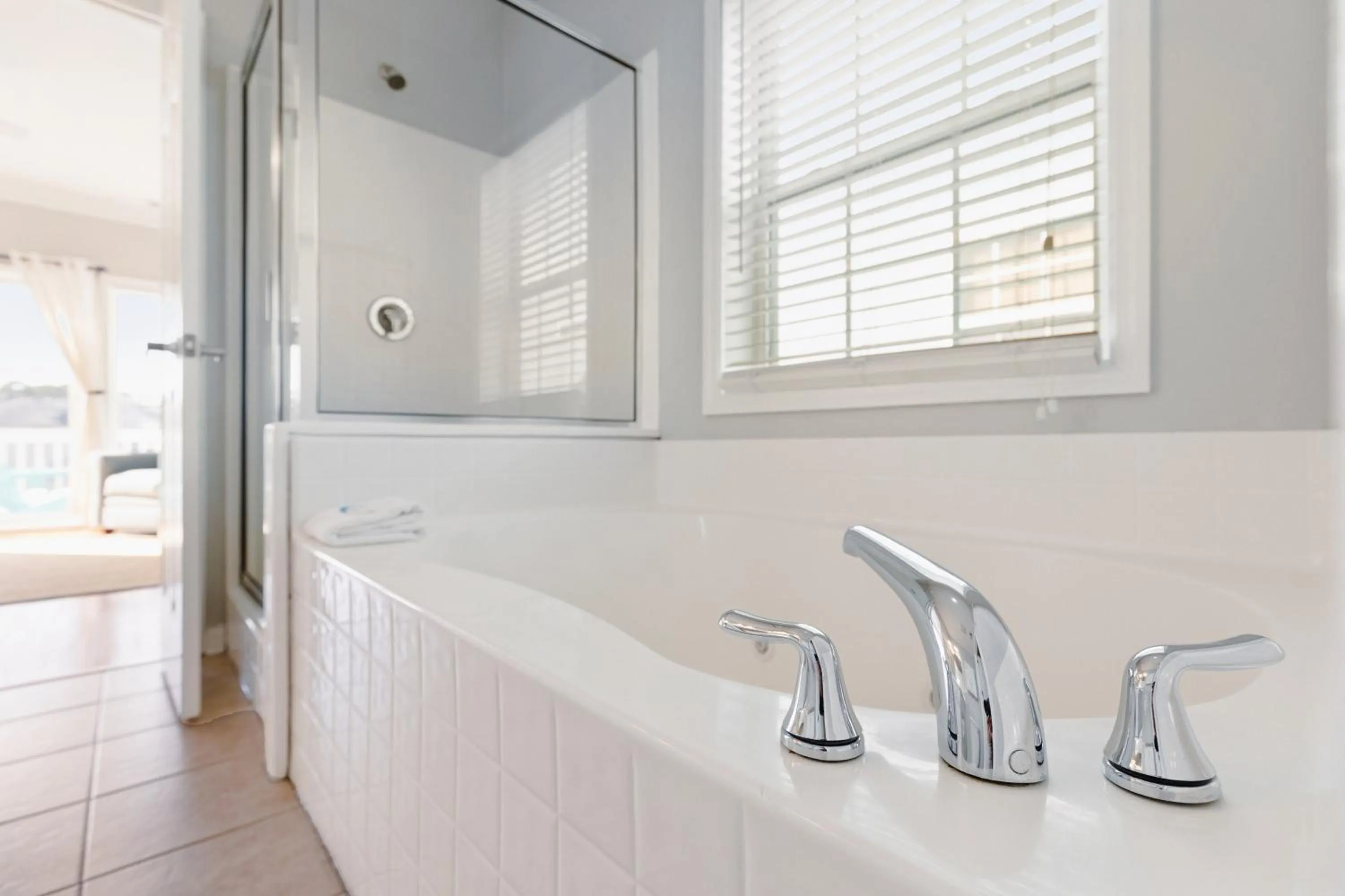 91 Waters Edge Folly Charm