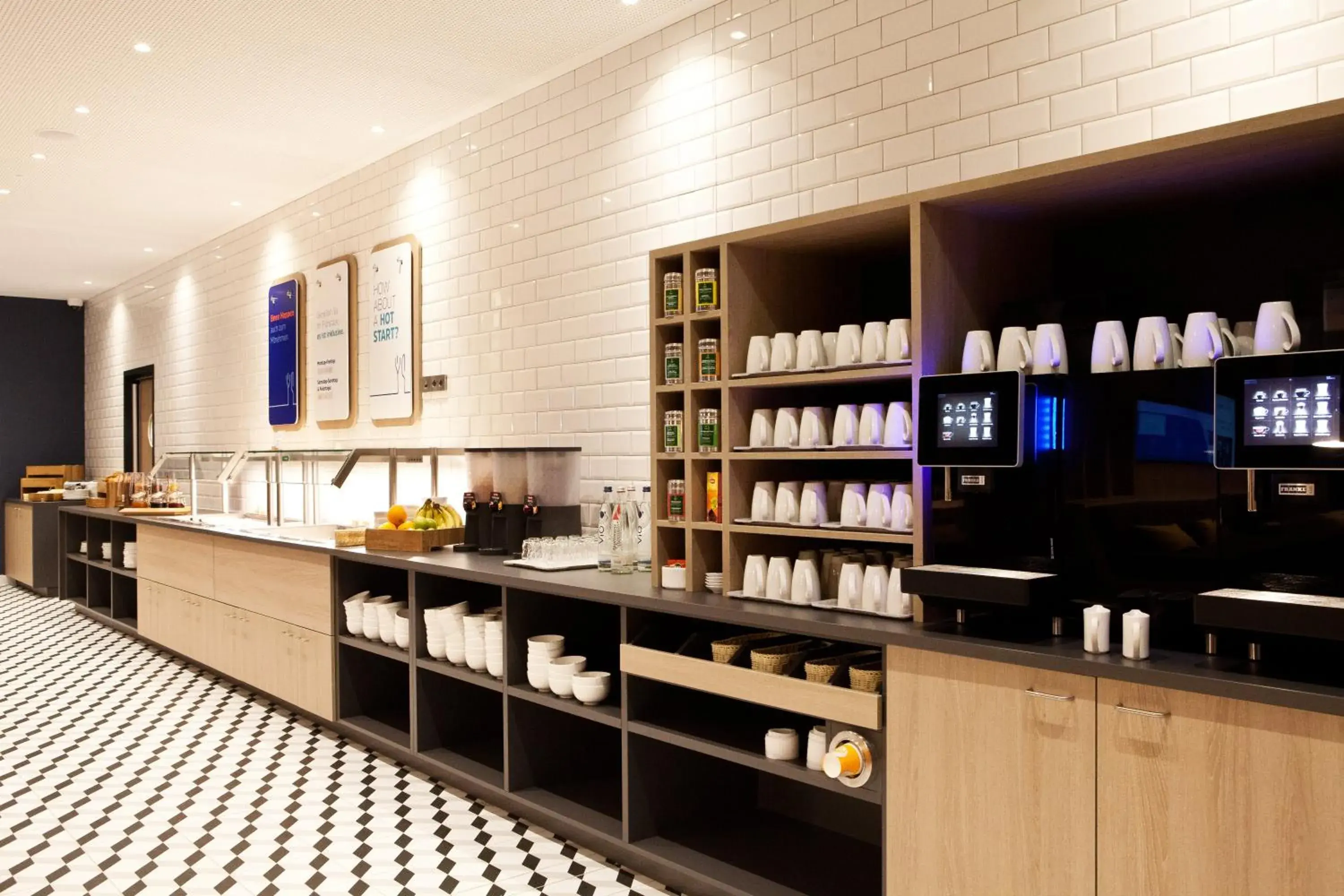 Restaurant/places to eat in Holiday Inn Express Frankfurt Airport - Raunheim by IHG Restaurant/places to eat in Holiday Inn Express Frankfurt Airport - Raunheim by IHG