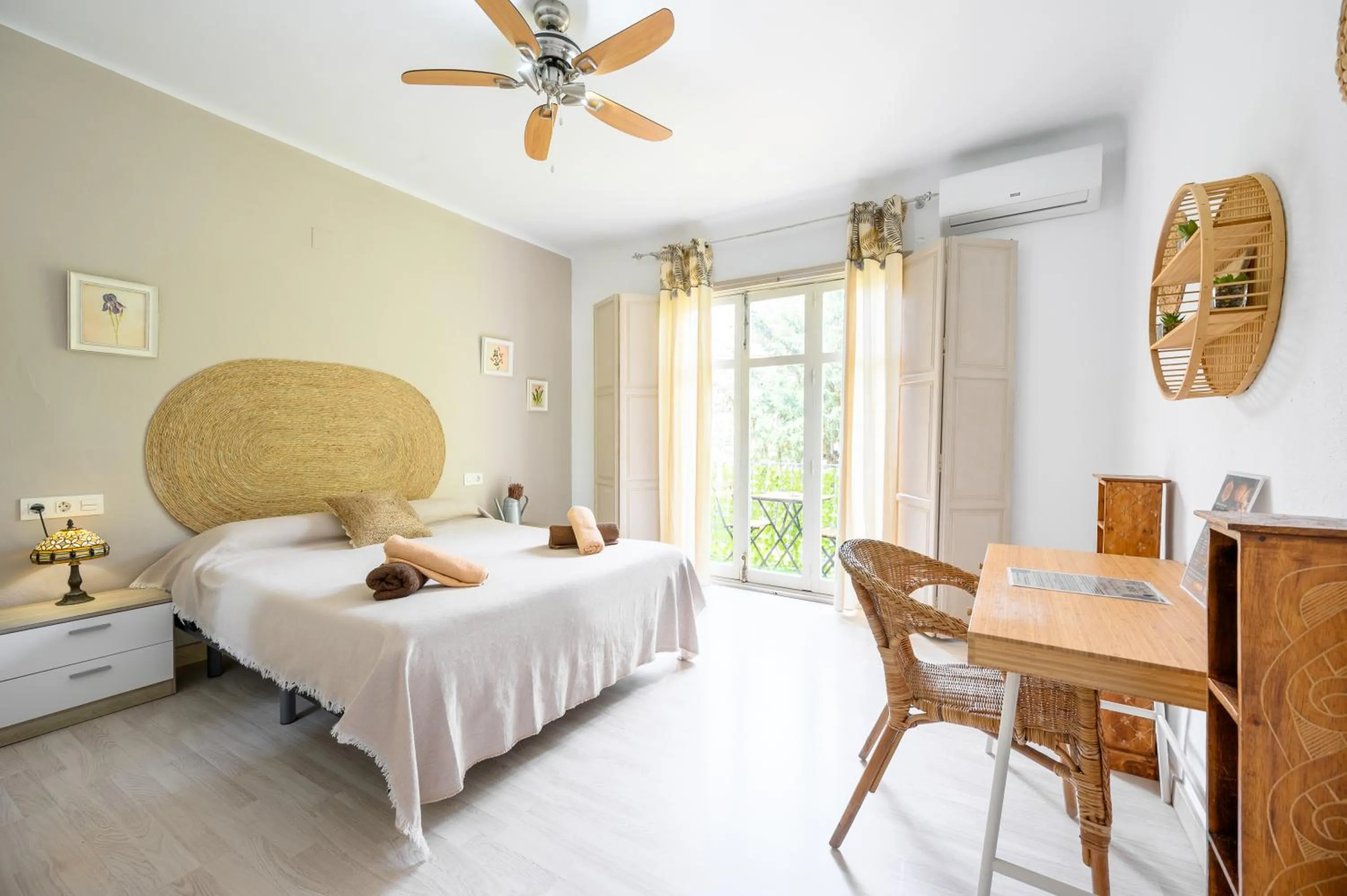 Bed in Blue Castle GuestHouse