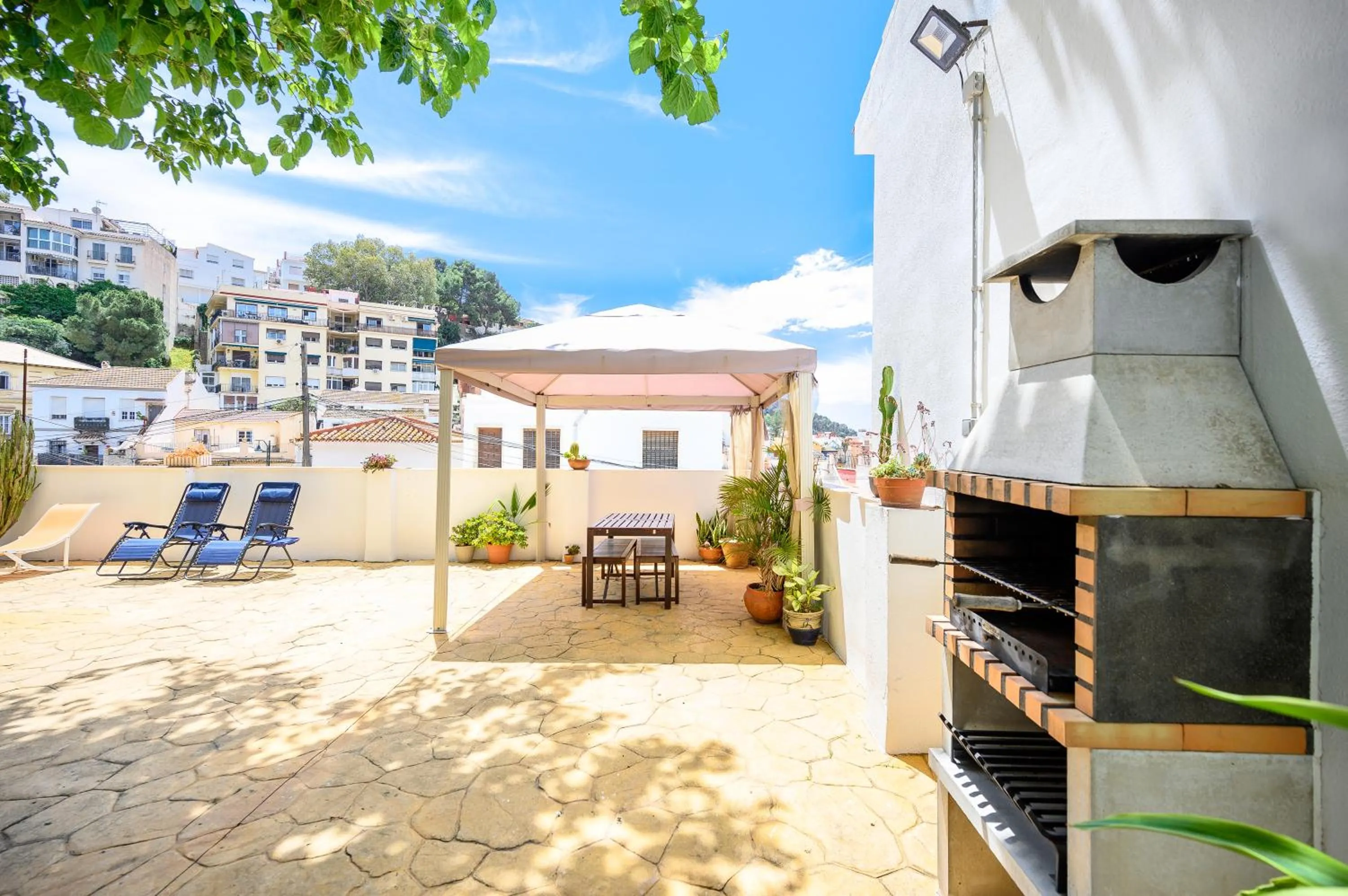 Blue Castle GuestHouse