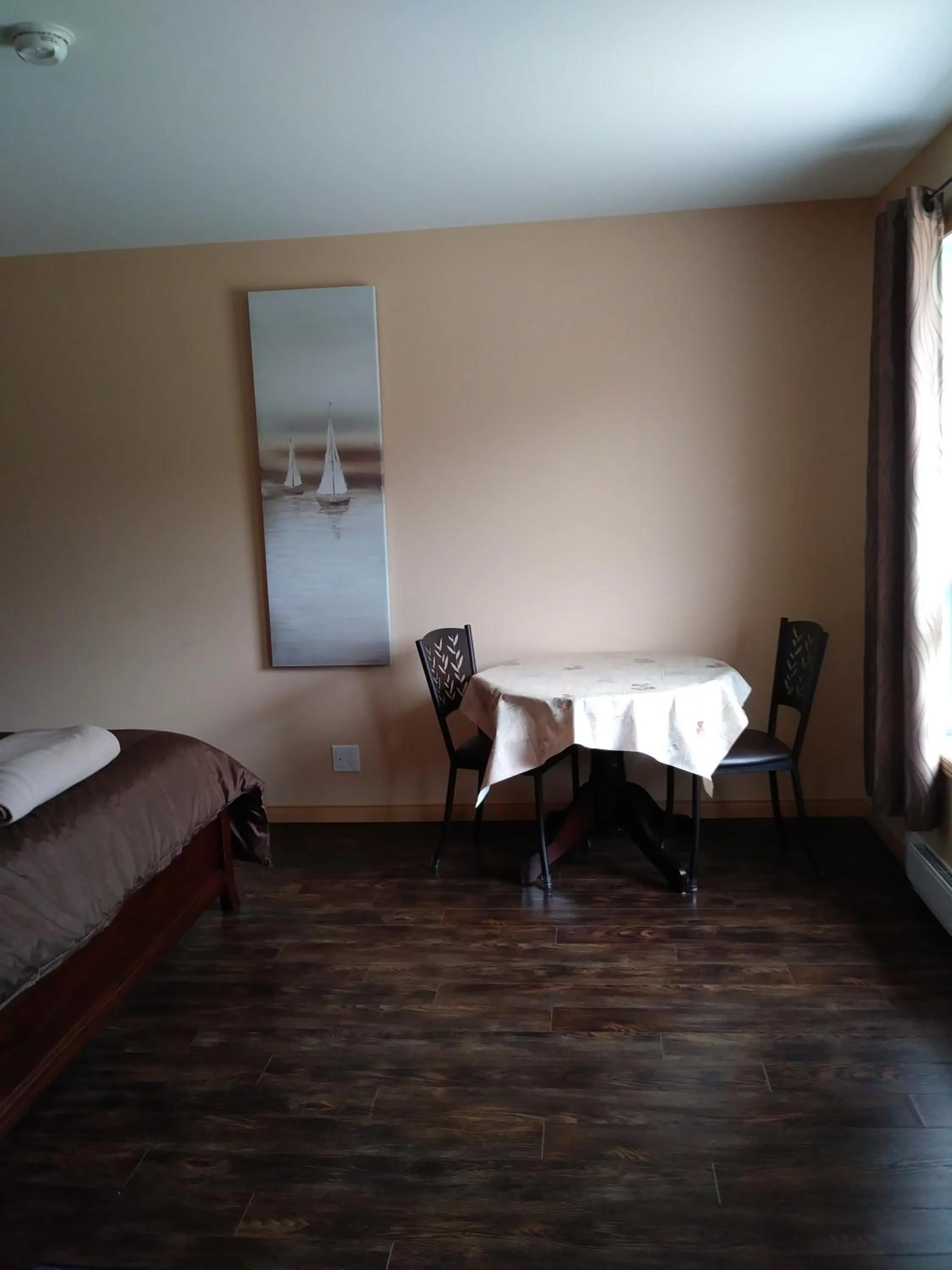 Bed in Motel la Maison de Travers