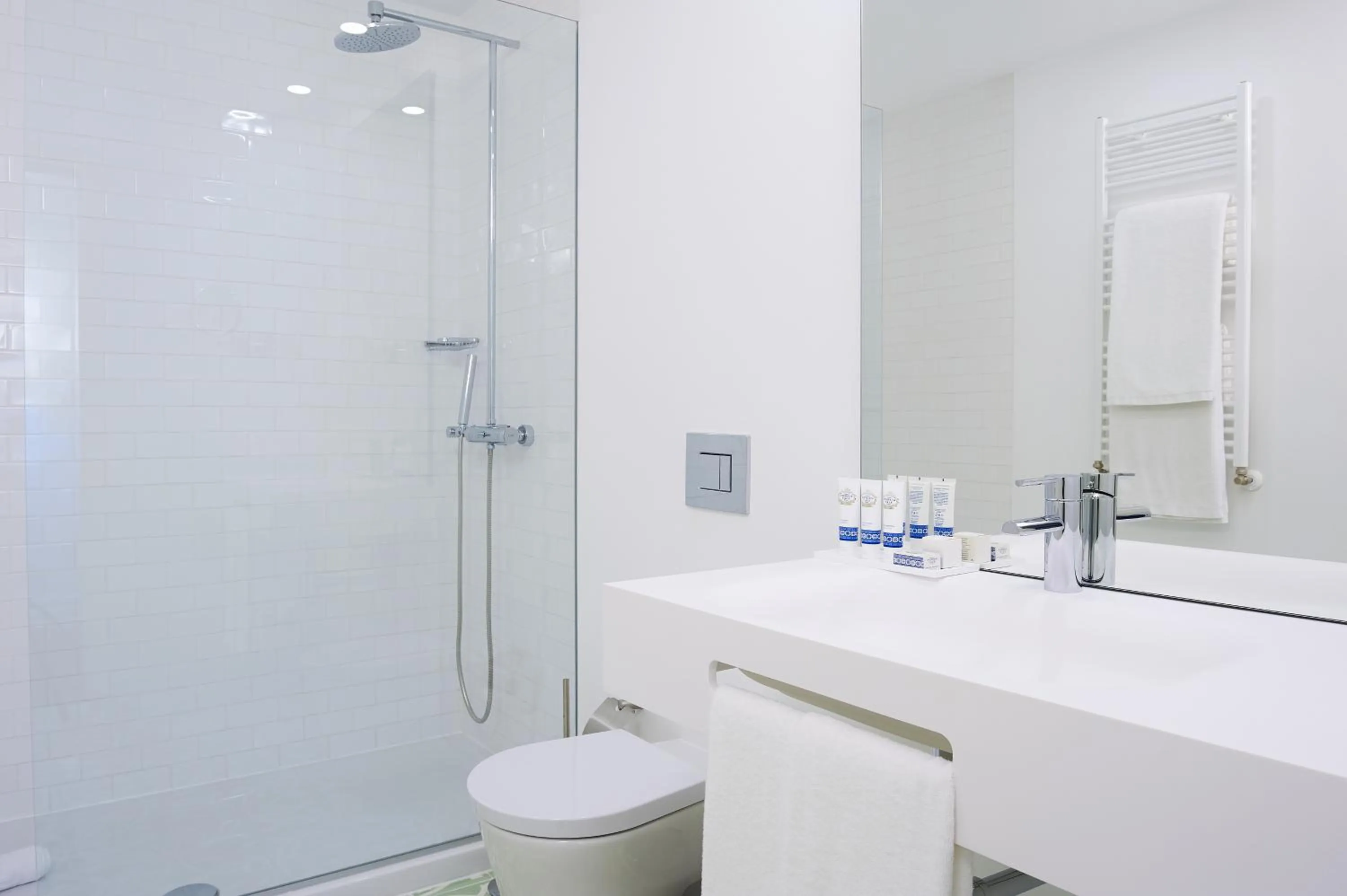 Shower in Convento do Seixo Boutique Hotel & Spa