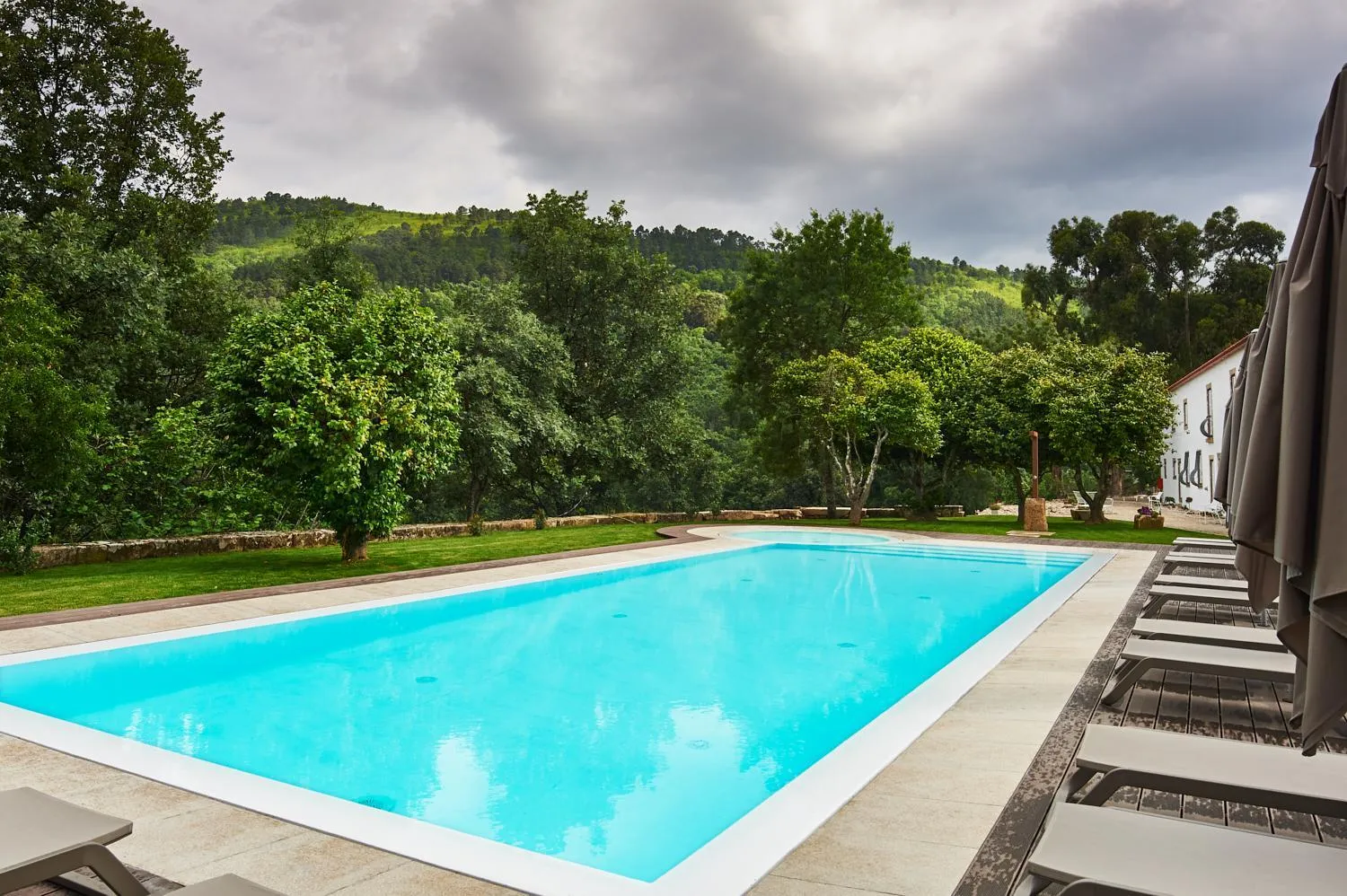 Swimming pool in Convento do Seixo Boutique Hotel & Spa