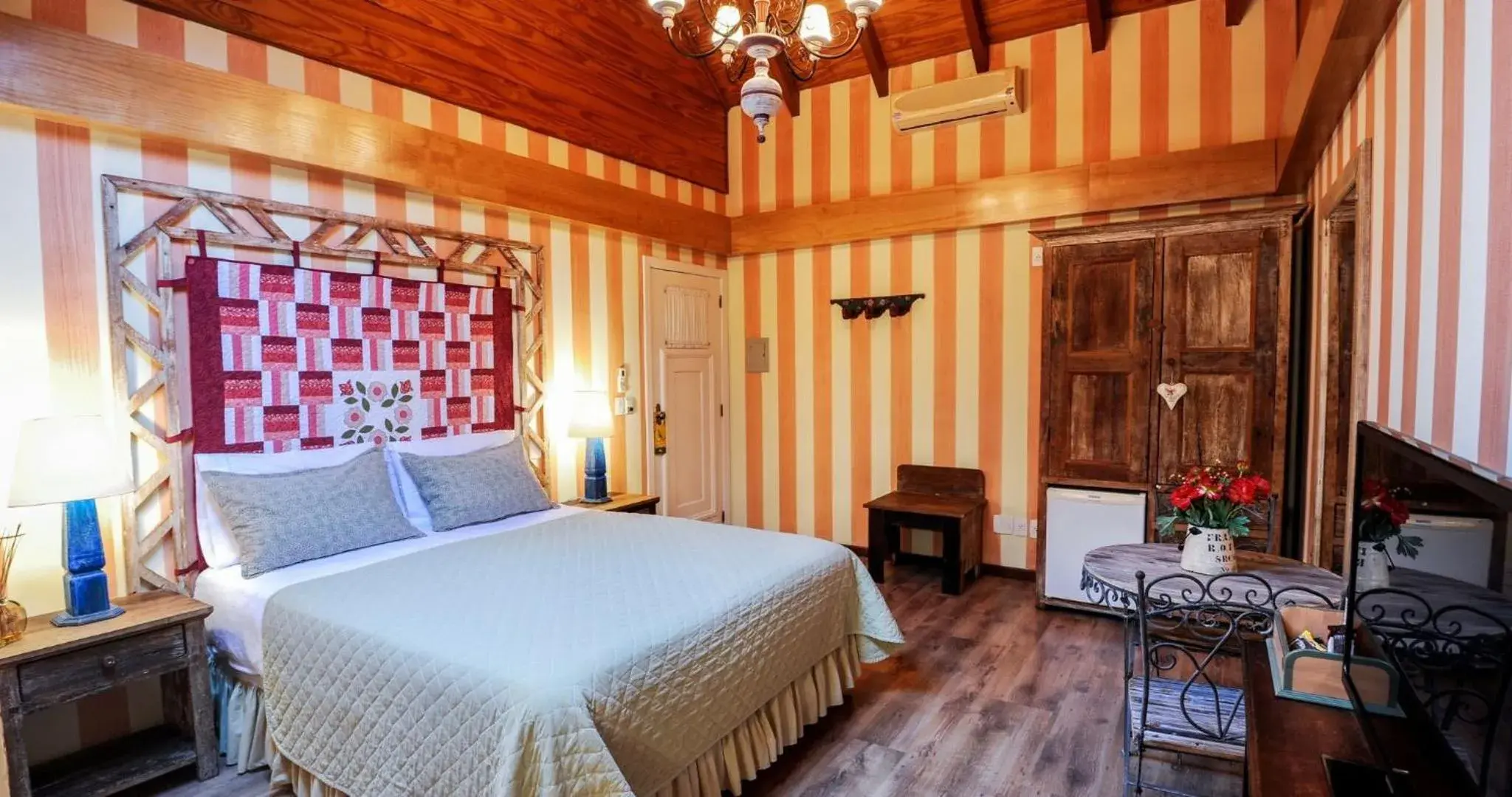 Bedroom, Bed in Petit Casa da Montanha Bedroom, Bed in Petit Casa da Montanha