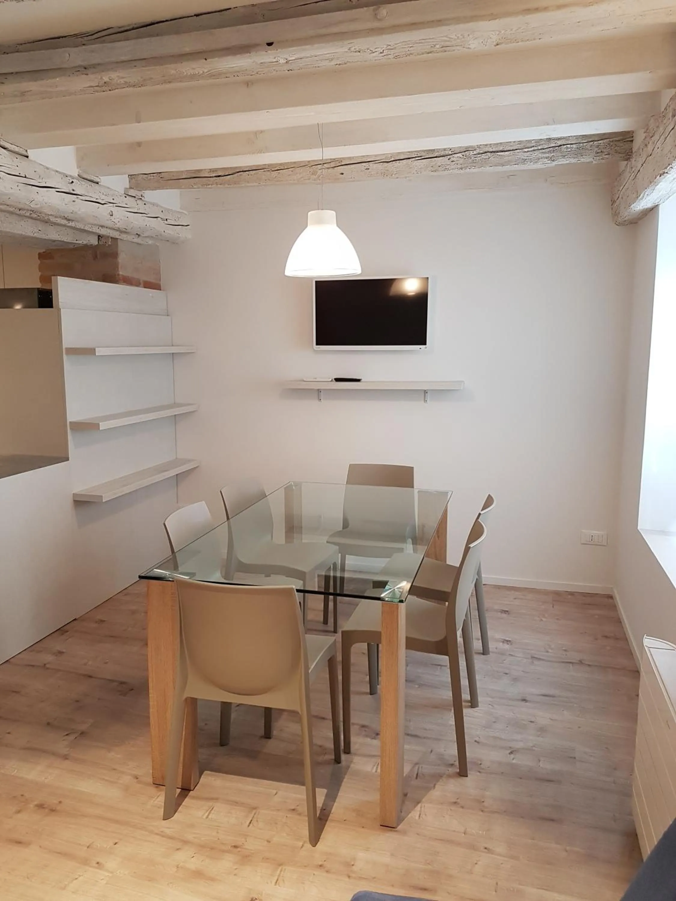 CORTE SCONTA Mini-Loft