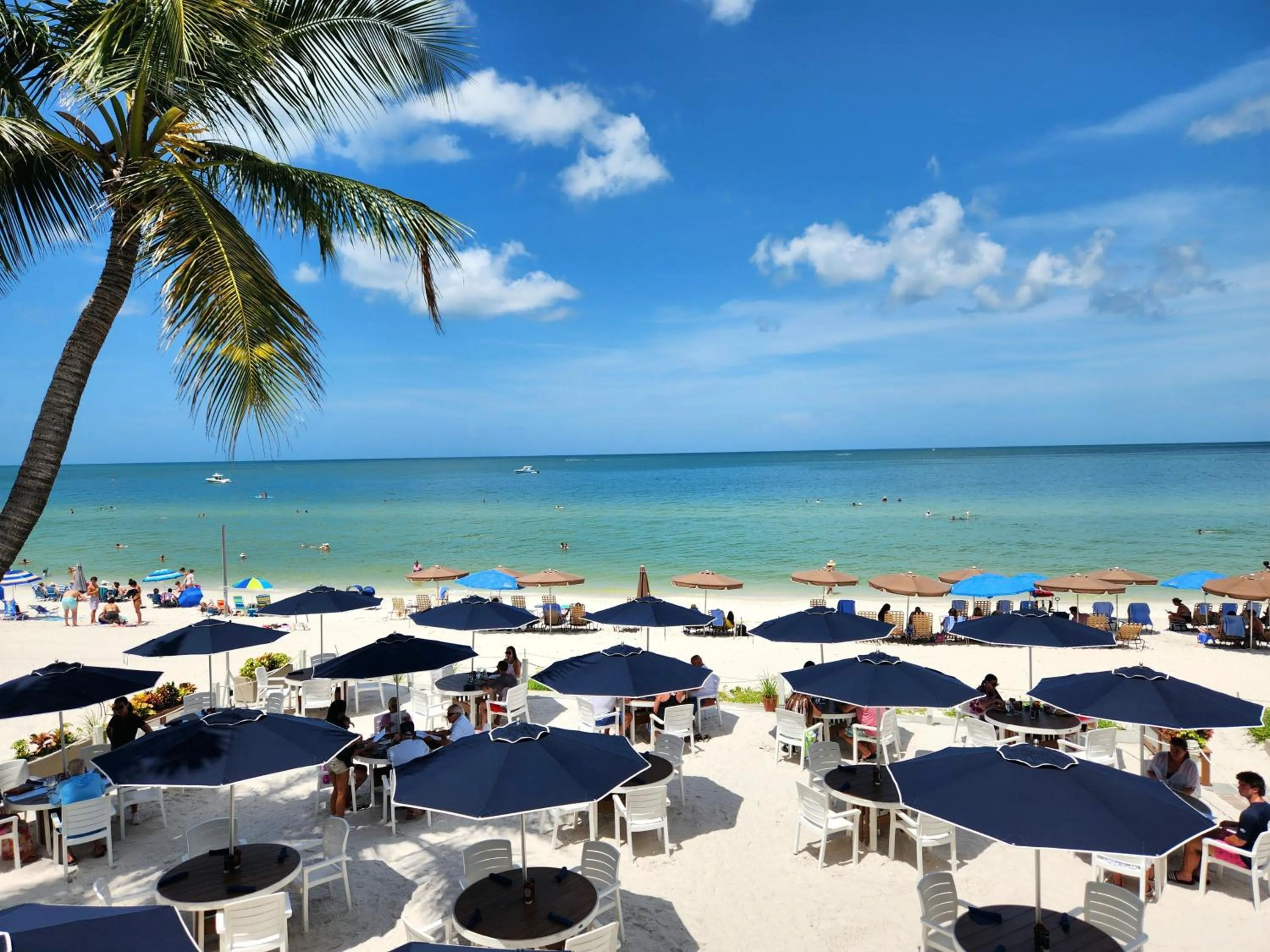 Beach in Vanderbilt Beach Resort