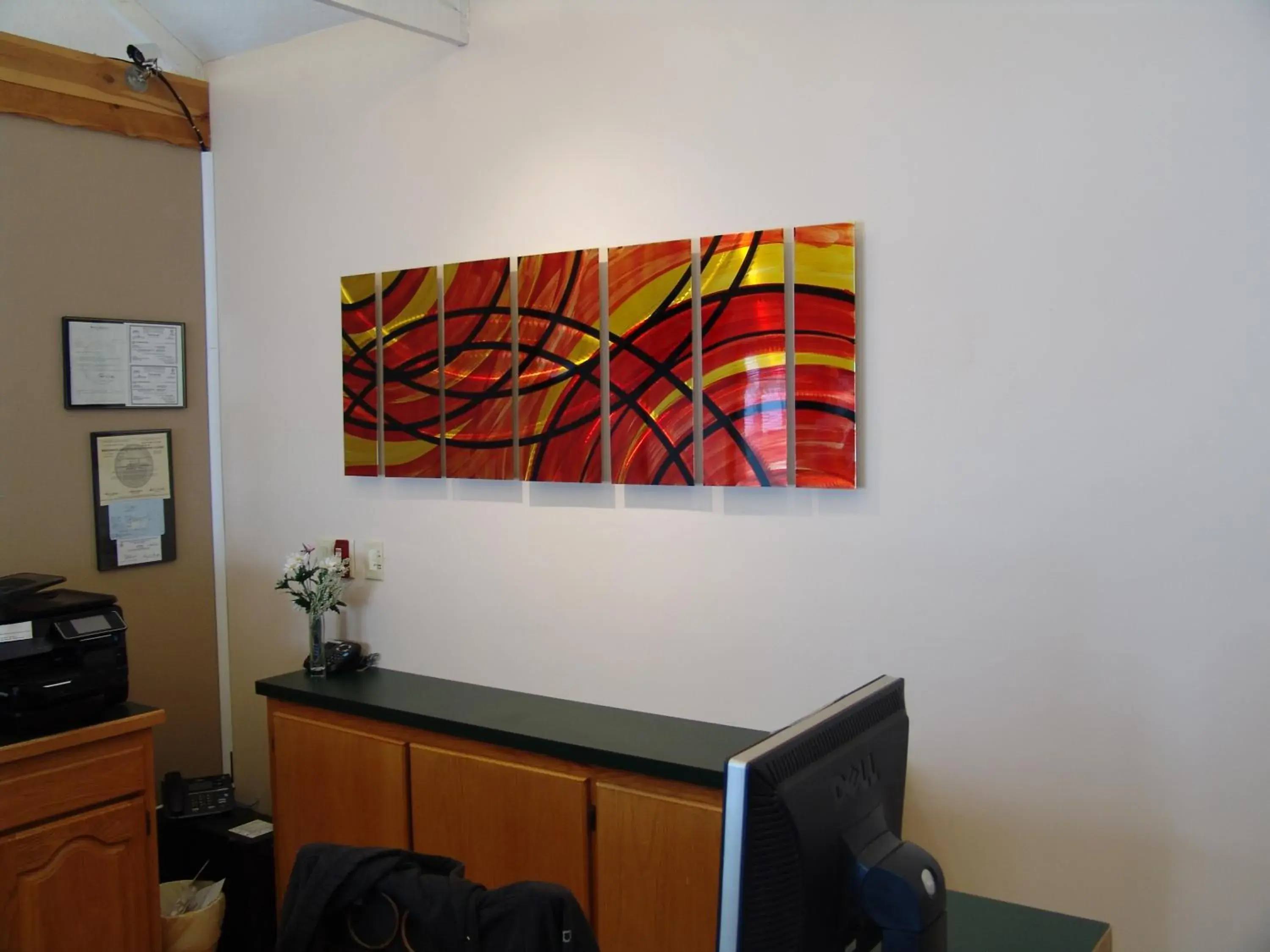 Lobby or reception in Super 8 by Wyndham Branson - Shepherd of the Hills Exwy Lobby or reception in Super 8 by Wyndham Branson - Shepherd of the Hills Exwy