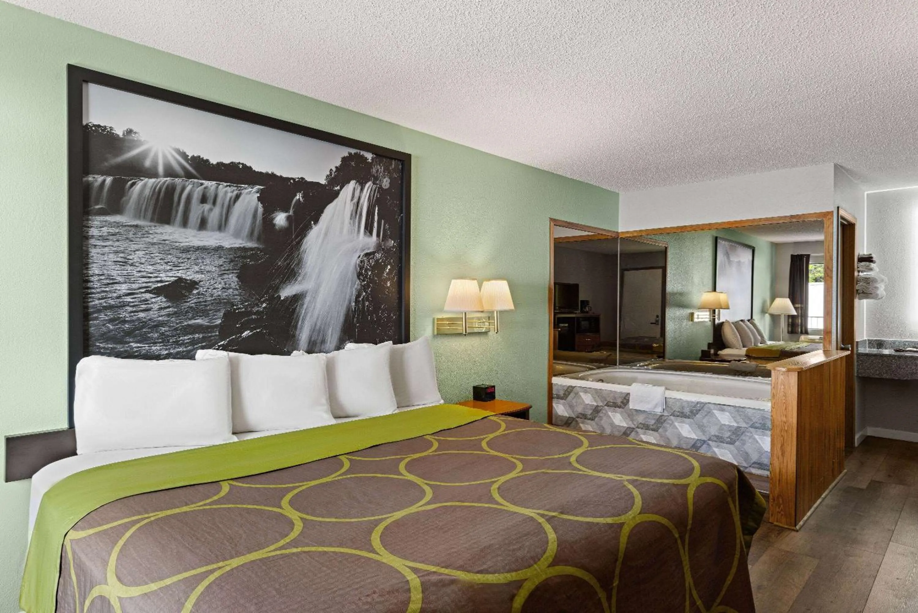 Bed in Super 8 by Wyndham Branson - Shepherd of the Hills Exwy