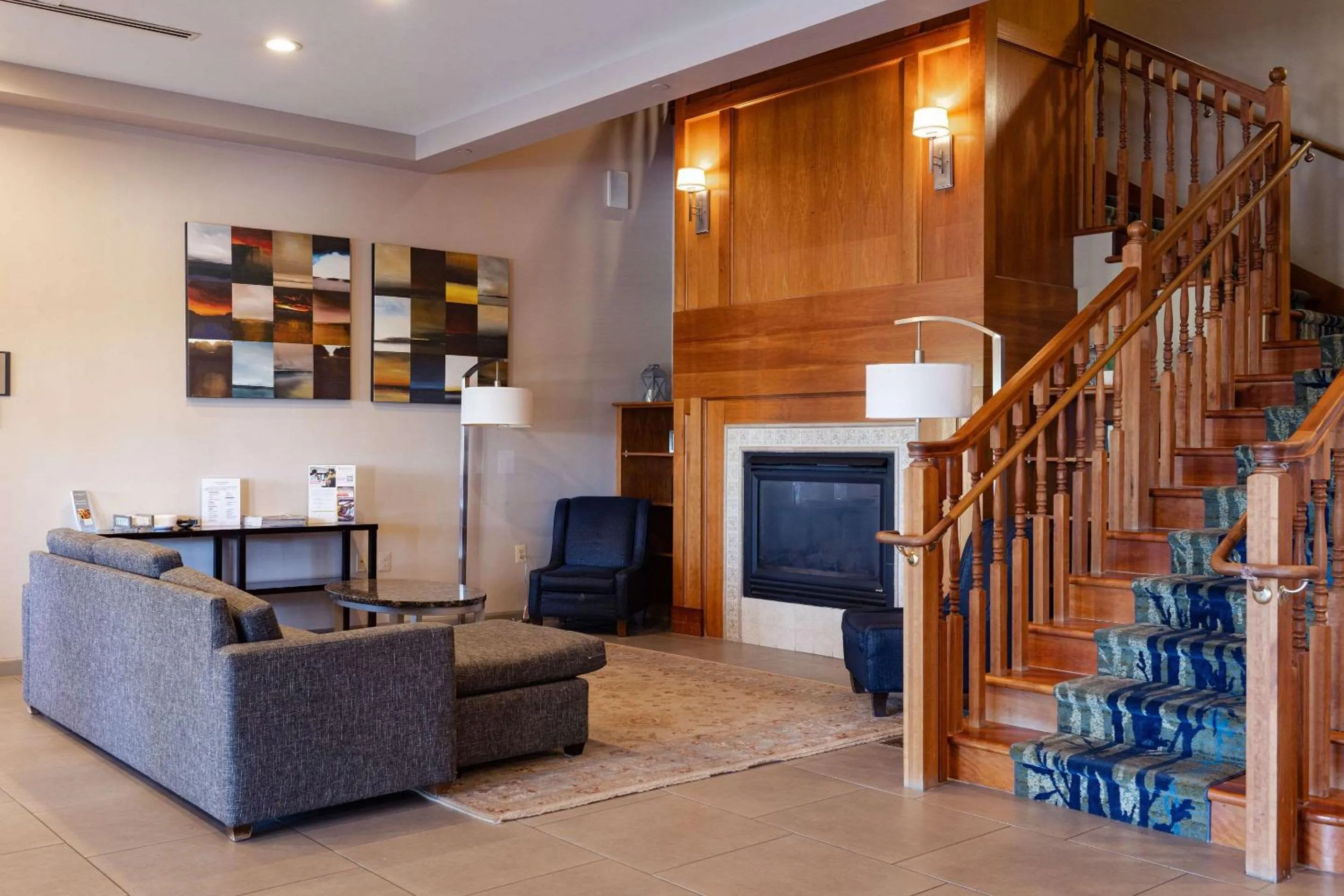 Lobby or reception in Country Inn & Suites by Radisson, BWI Airport Baltimore , MD