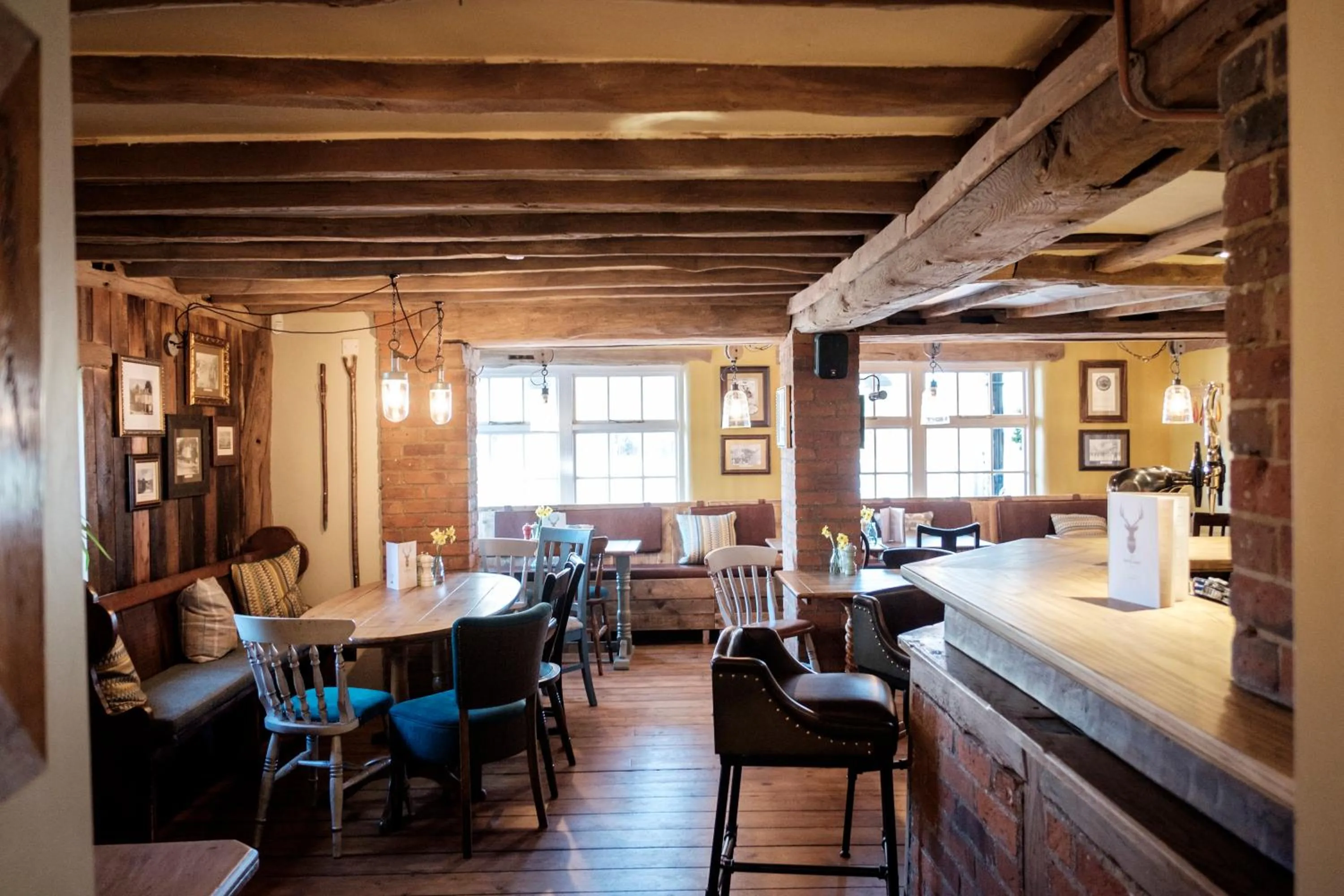 Lounge or bar in The White Hart