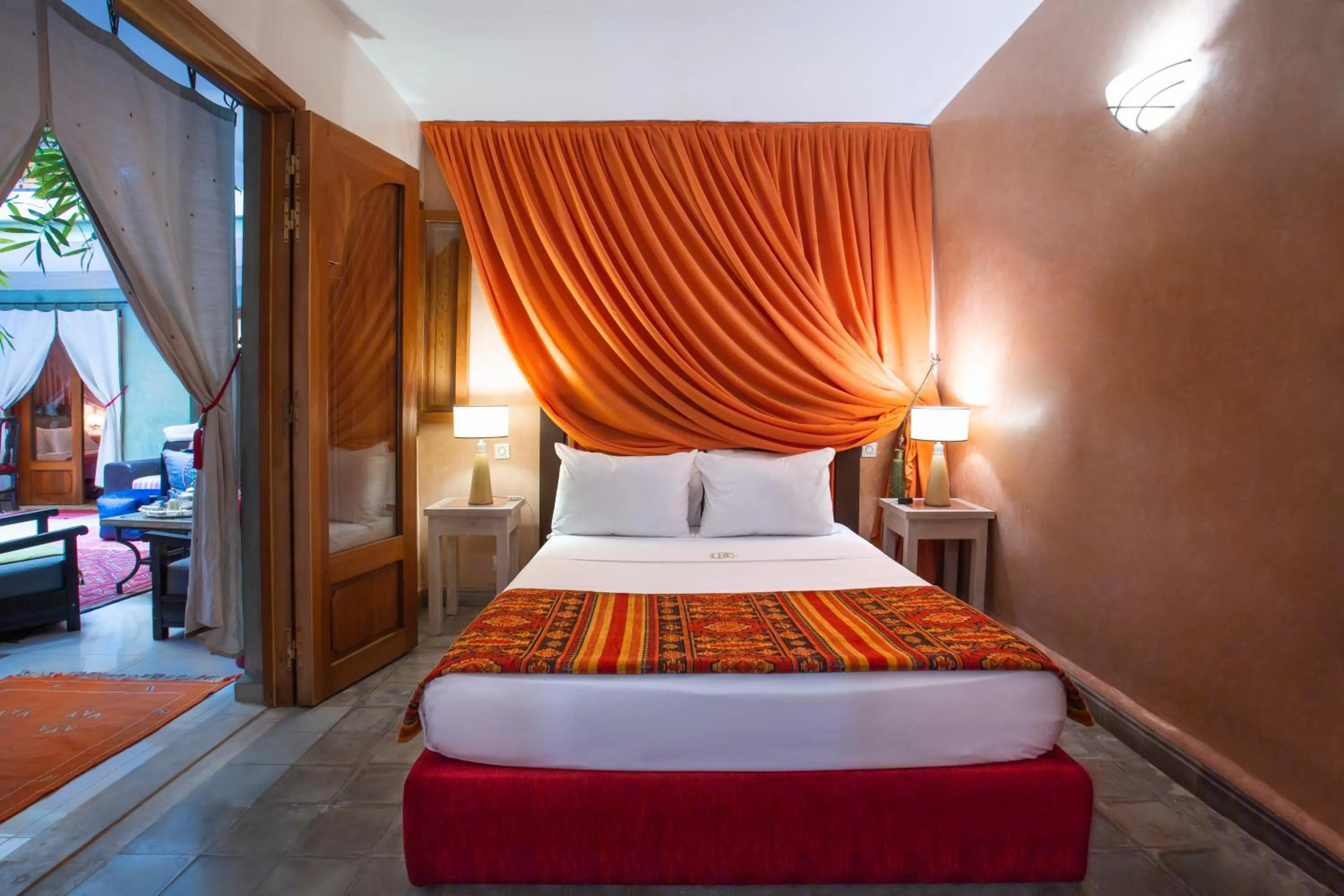 Bed in Riad l'Heure d'Eté