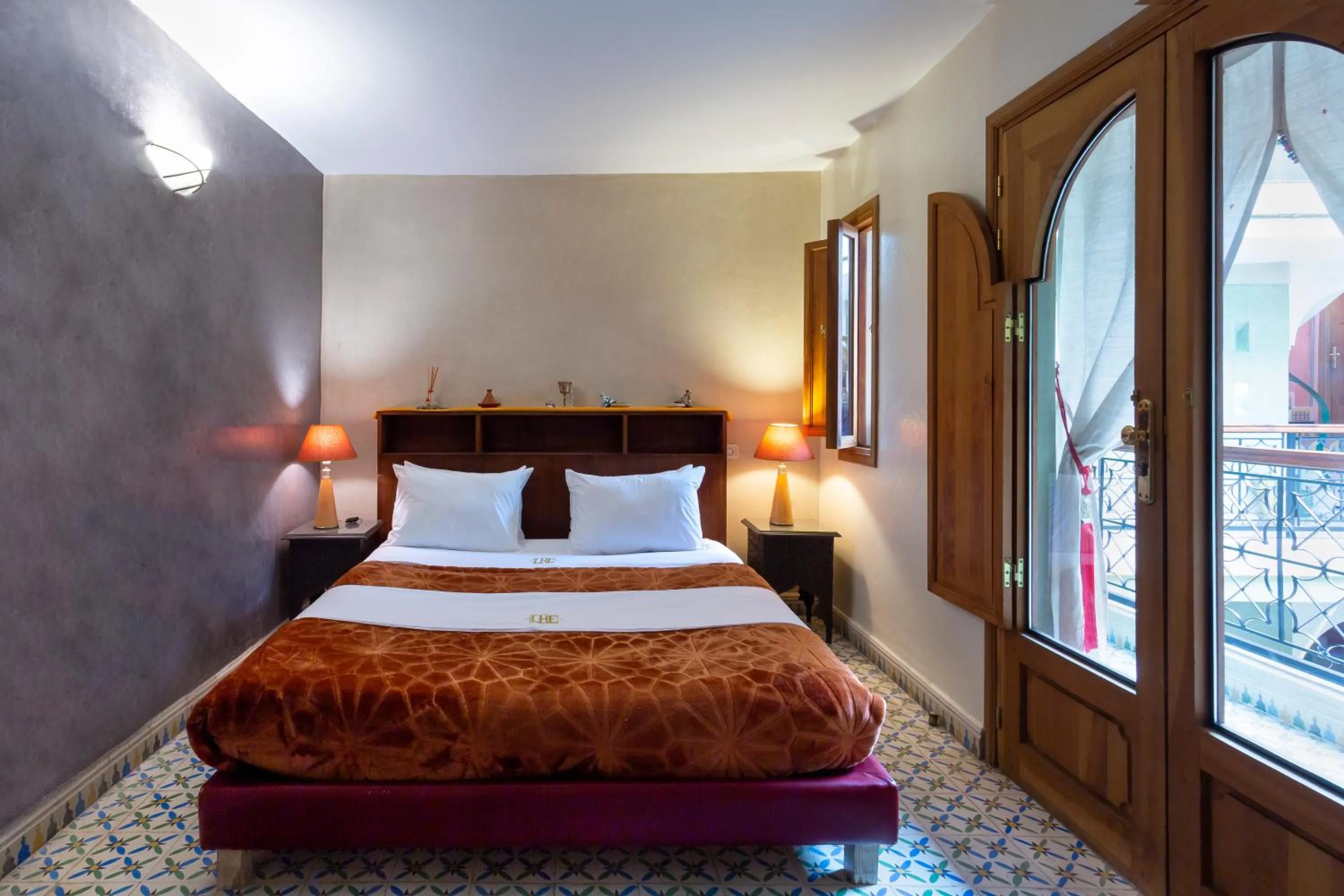 Bed in Riad l'Heure d'Eté