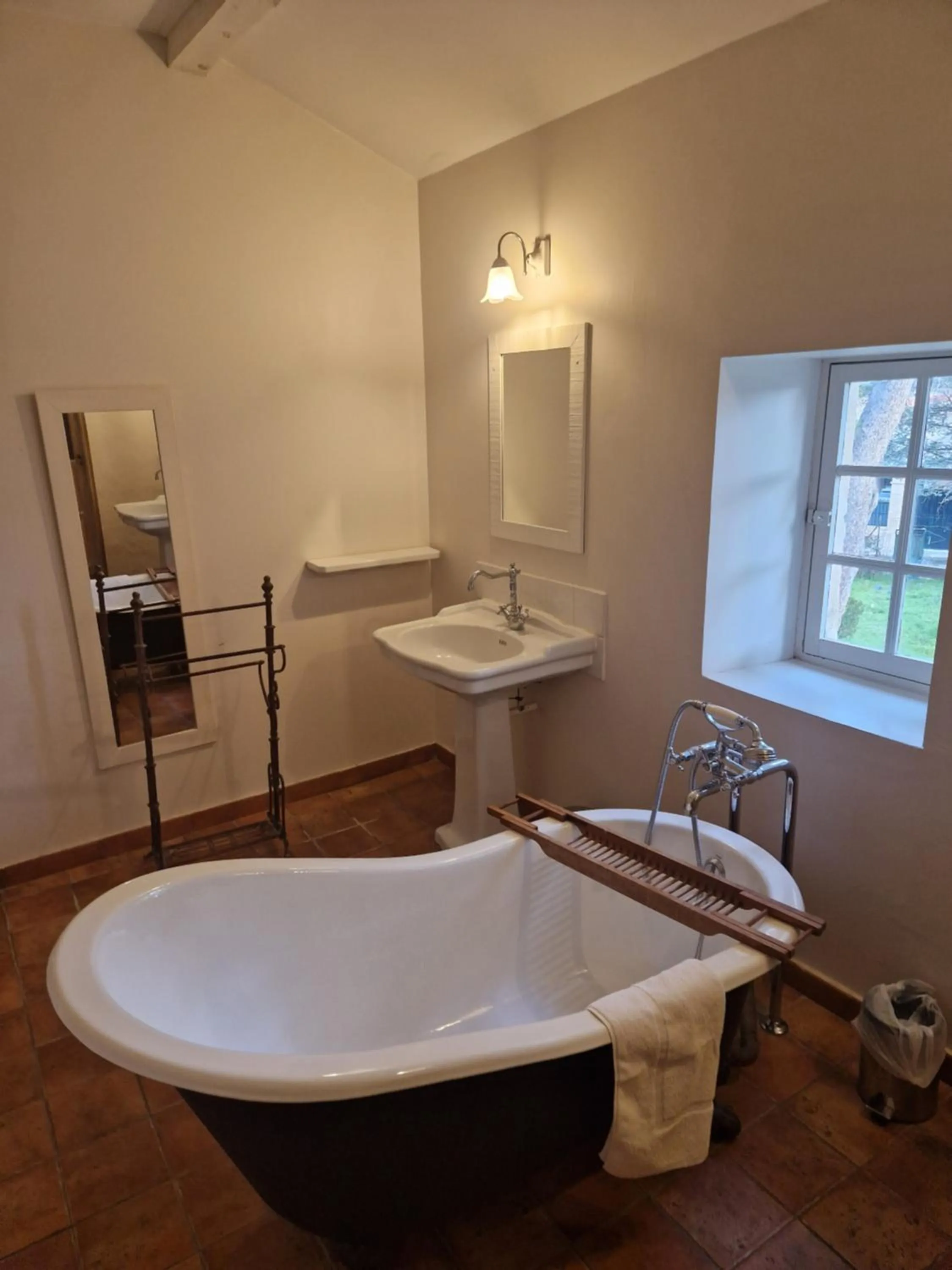 Bathroom in La Bastide Du Bois Breant