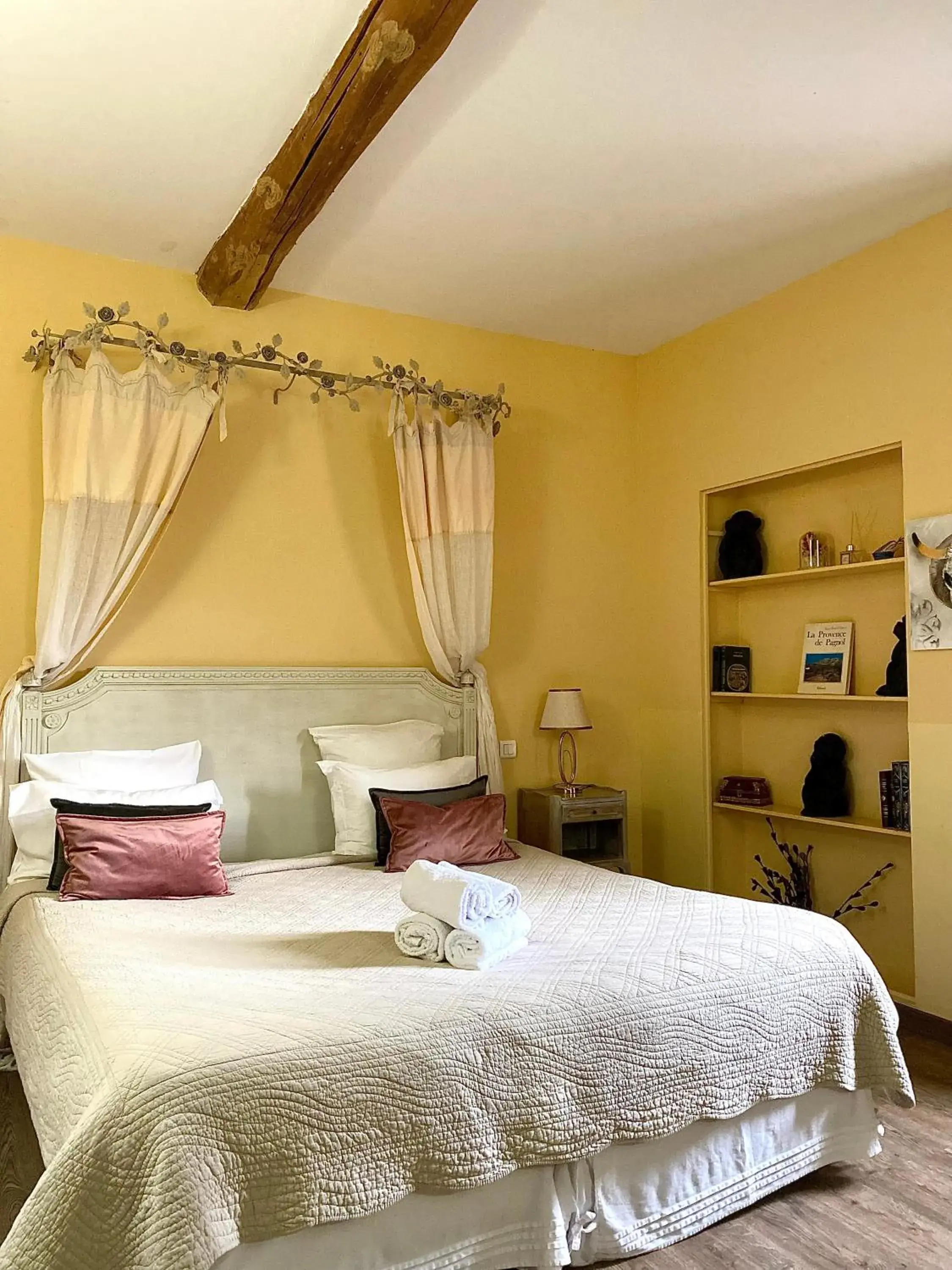Deluxe Double or Twin Room in La Bastide Du Bois Breant Deluxe Double or Twin Room in La Bastide Du Bois Breant