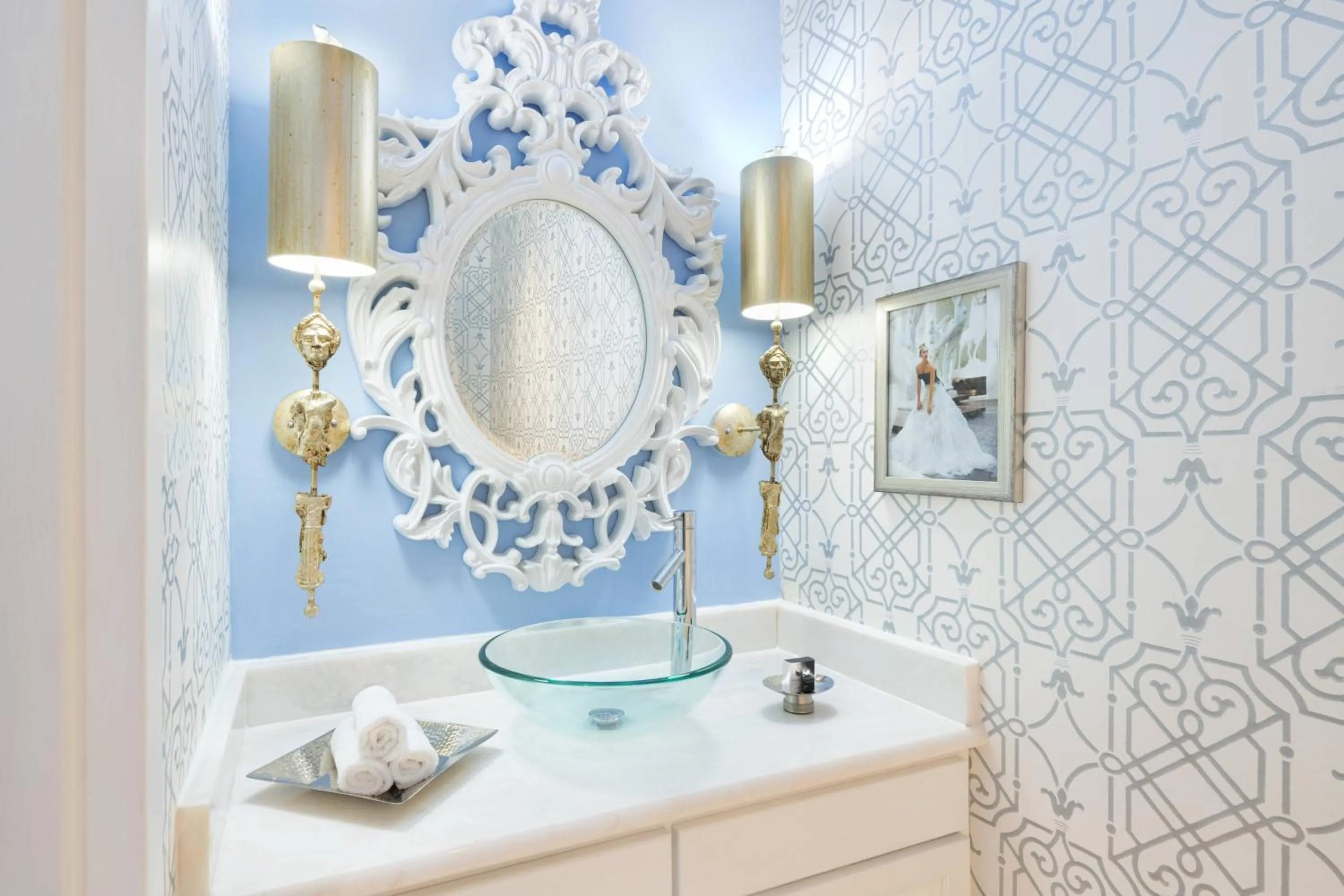 Photo of the whole room in The Saint Hotel, New Orleans, French Quarter, Autograph Collection