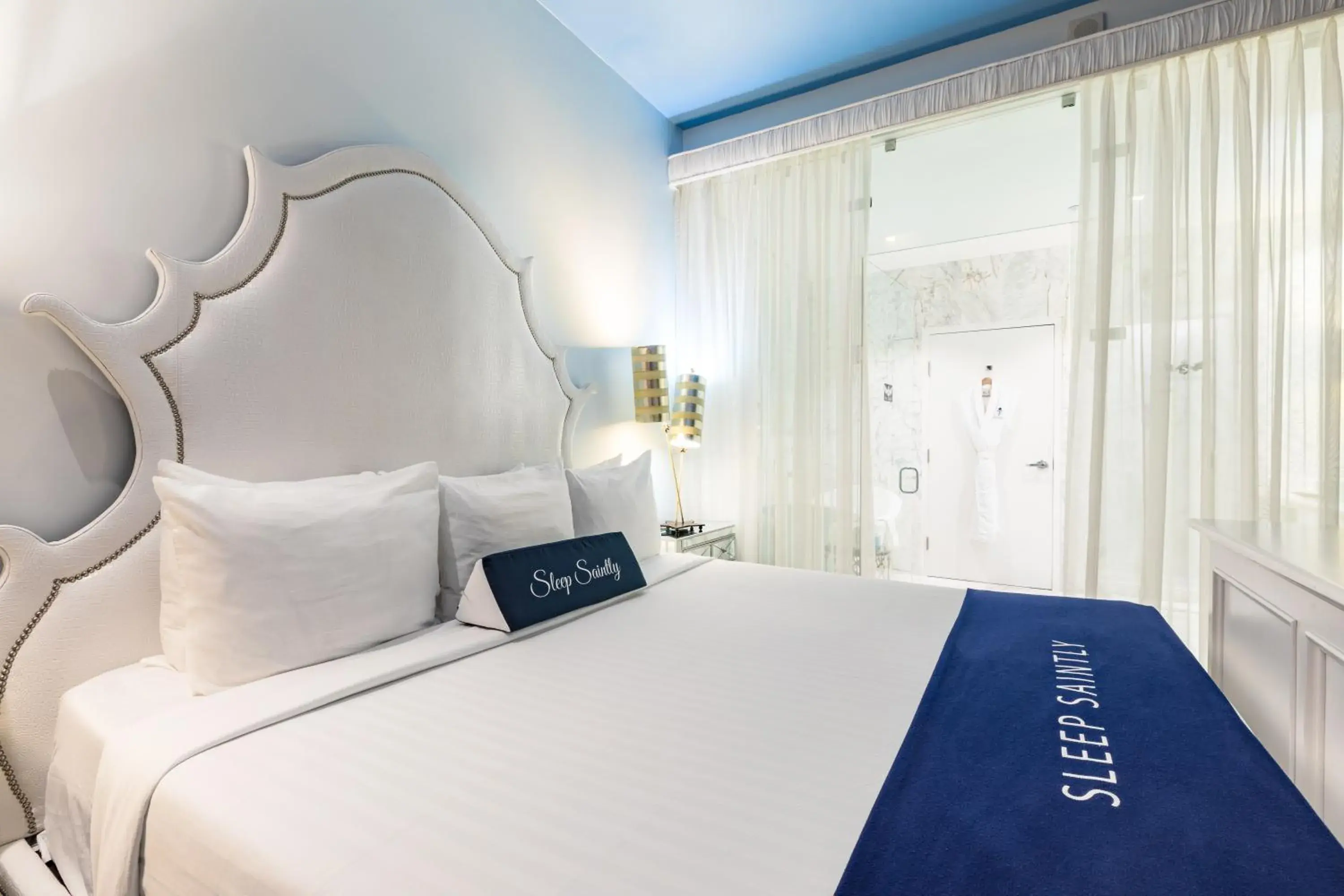 Bedroom, Bed in The Saint Hotel, New Orleans, French Quarter, Autograph Collection Bedroom, Bed in The Saint Hotel, New Orleans, French Quarter, Autograph Collection