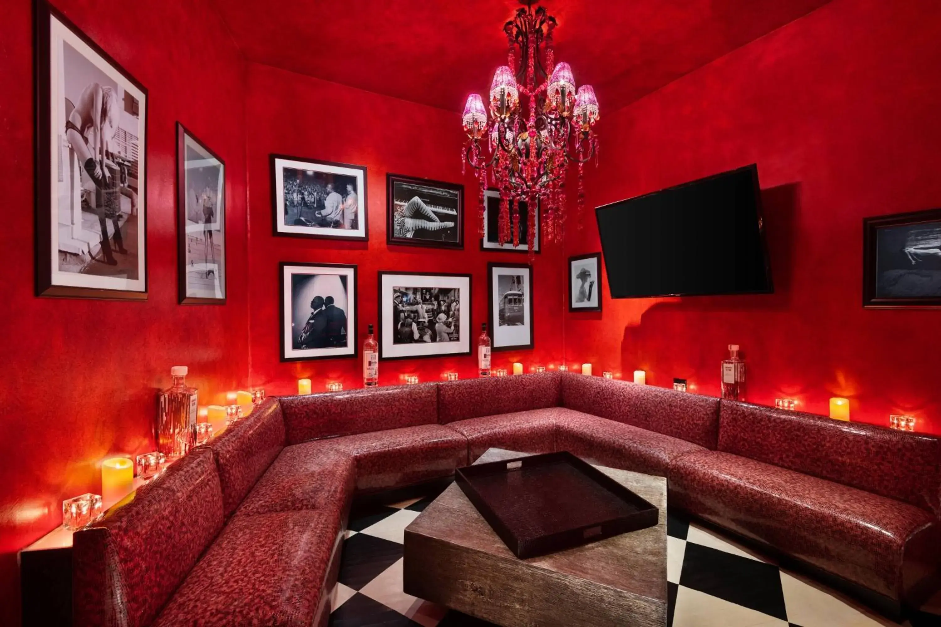 Lounge or bar in The Saint Hotel, New Orleans, French Quarter, Autograph Collection Lounge or bar in The Saint Hotel, New Orleans, French Quarter, Autograph Collection