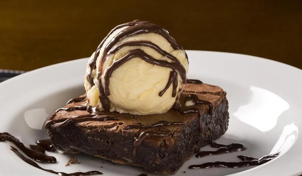 Food and drinks in Bron Eifion Hotel