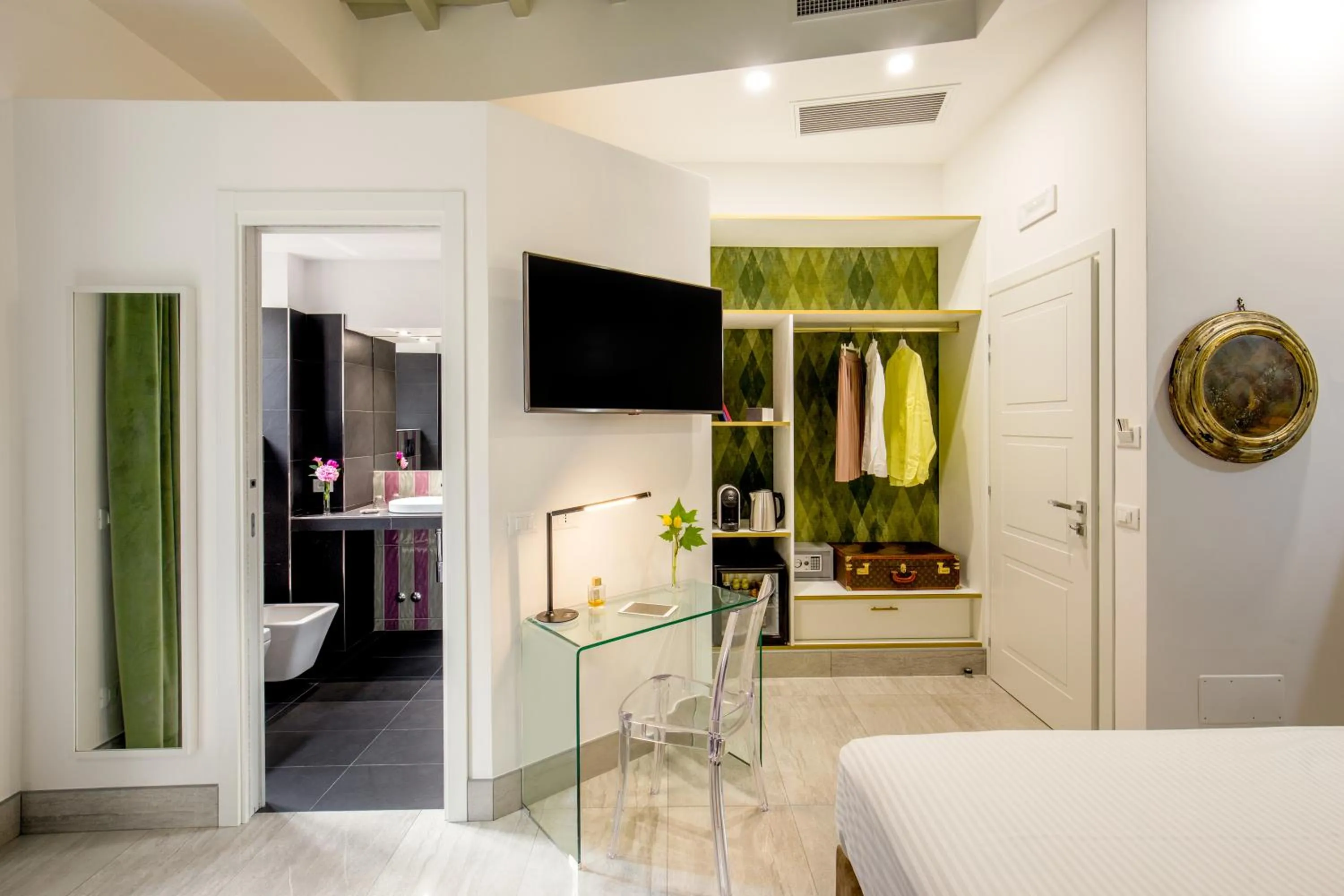 Photo of the whole room, Bed in GCF Luxury Suites, Guest house