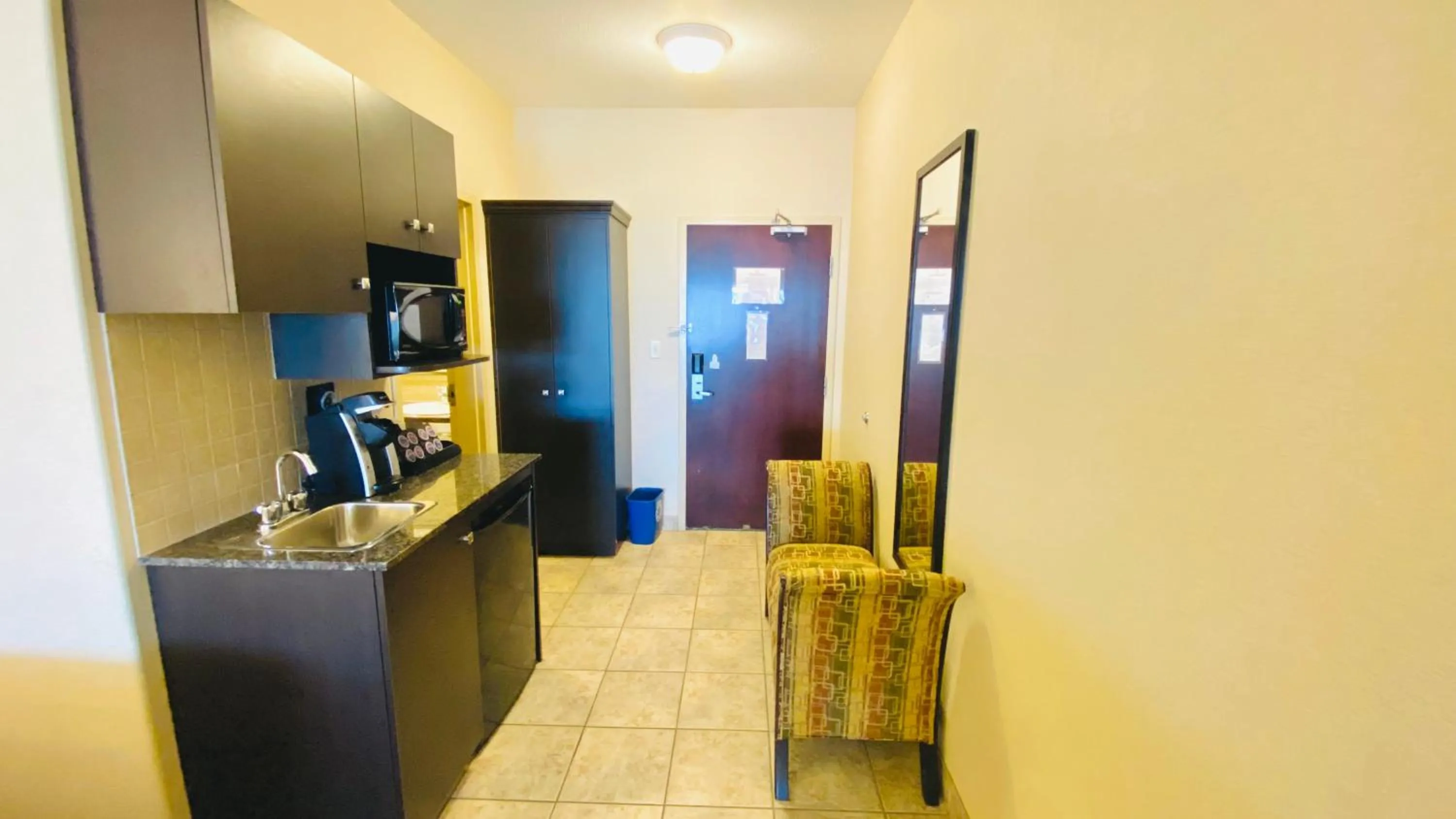 Kitchen or kitchenette in Ramada by Wyndham Westlock