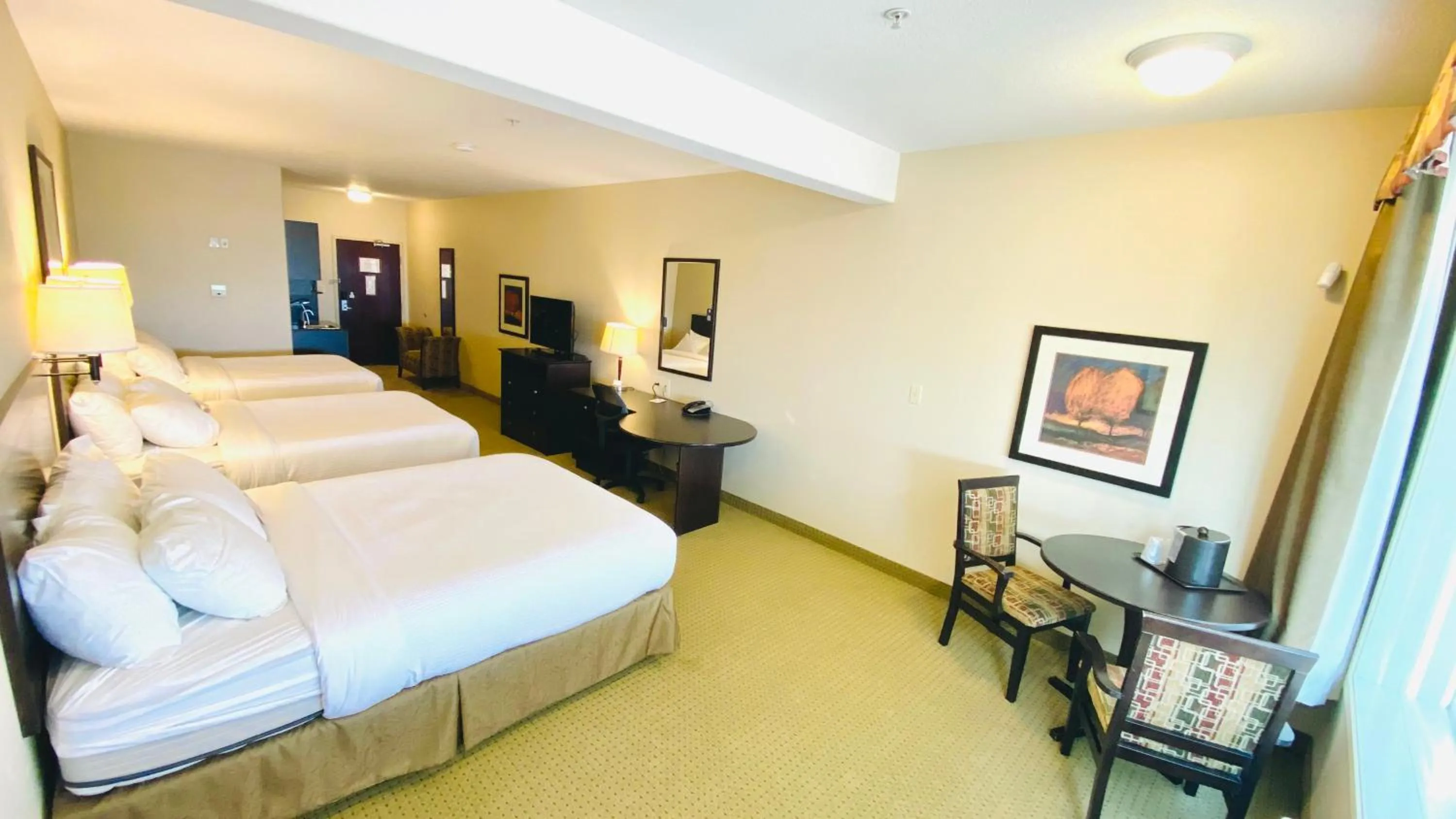 Bedroom, Bed in Ramada by Wyndham Westlock