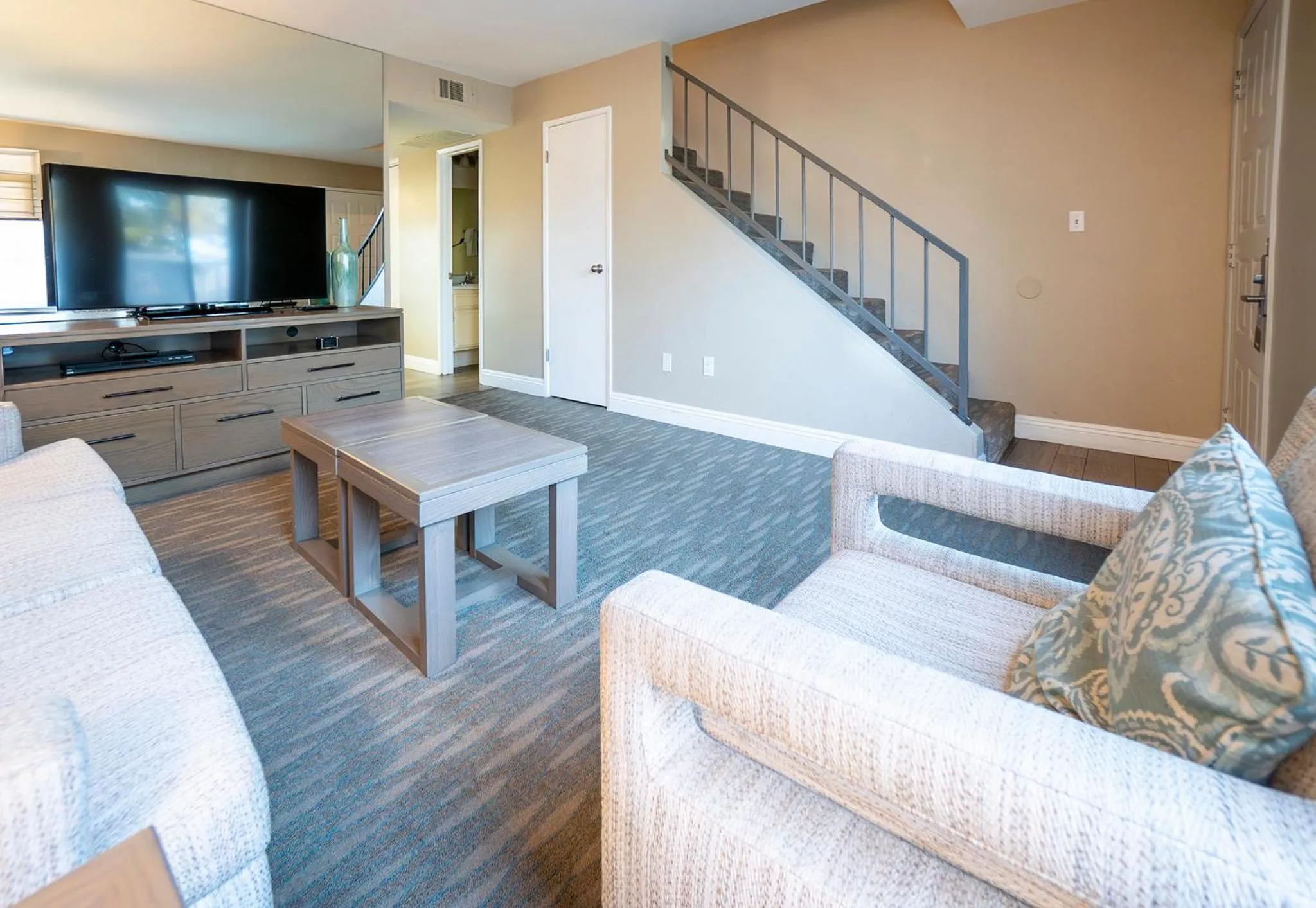 Living room in Indian Palms Vacation Club