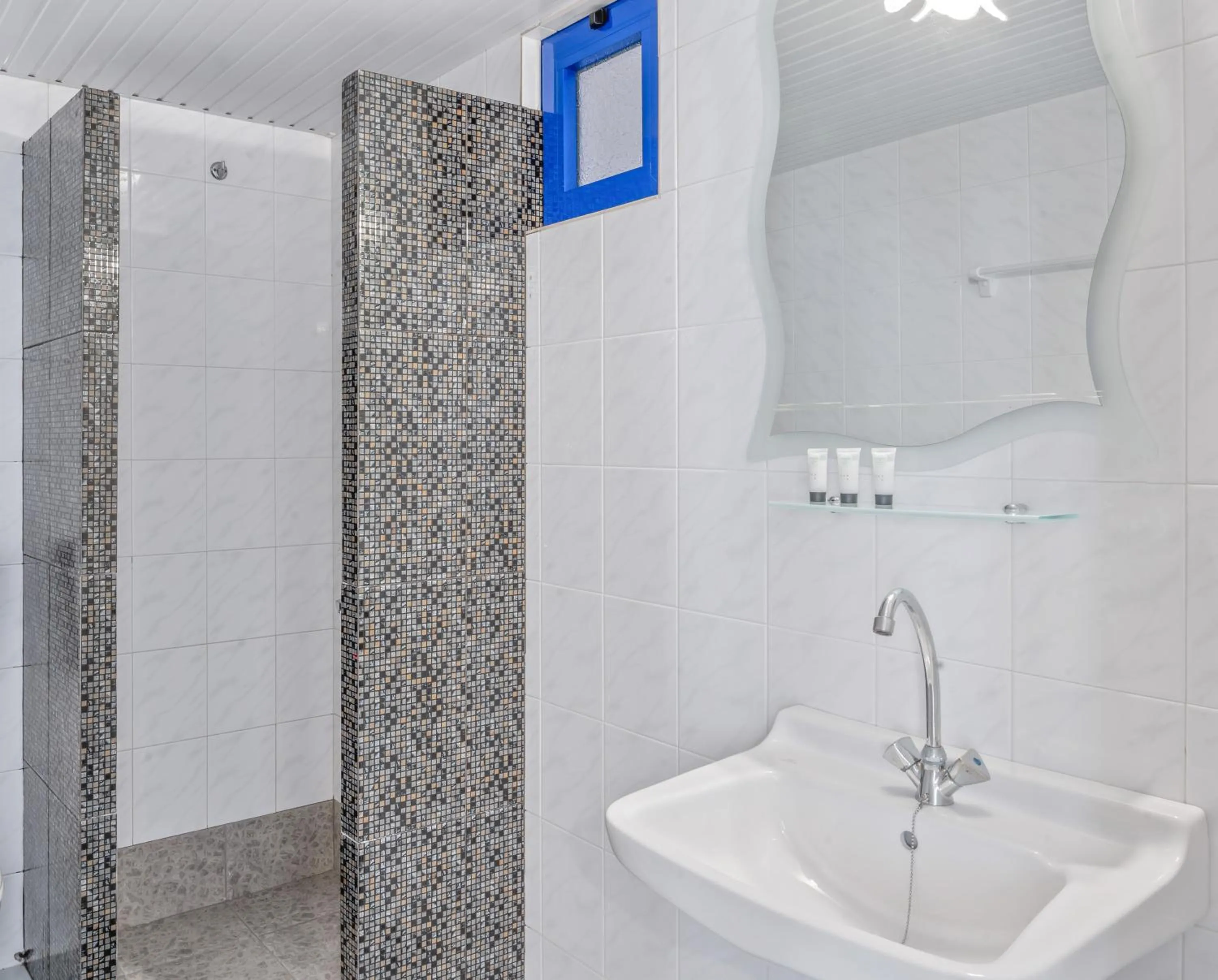 Bathroom in Maria Rousse